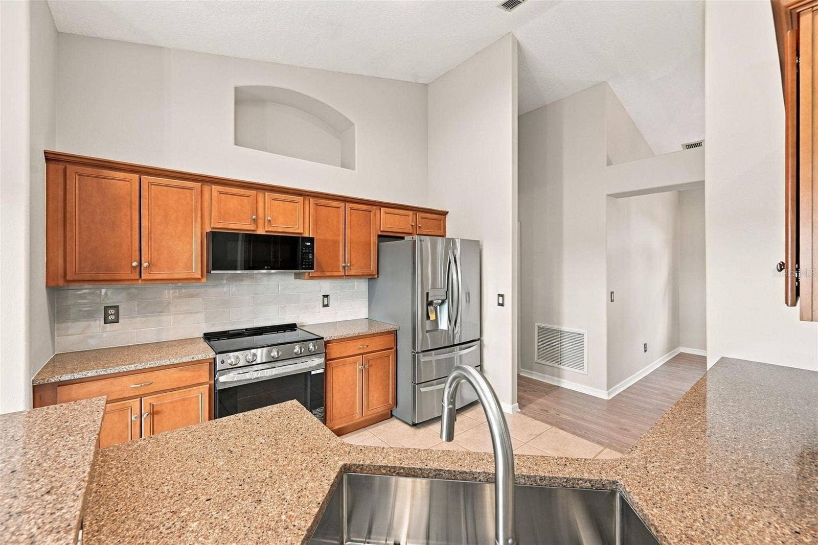 1071 PRINCETON DRIVE, Clermont, FL 34711 1071 PRINCETON DRIVE, Clermont, FL 34711