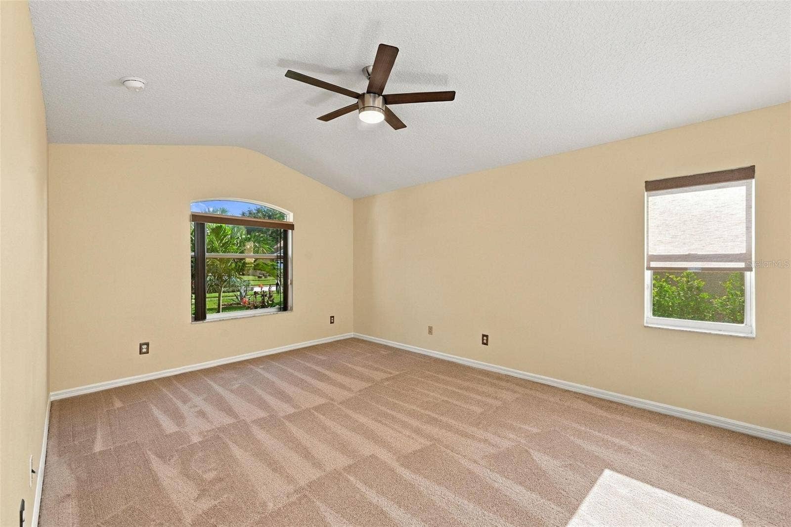 1071 PRINCETON DRIVE, Clermont, FL 34711 1071 PRINCETON DRIVE, Clermont, FL 34711