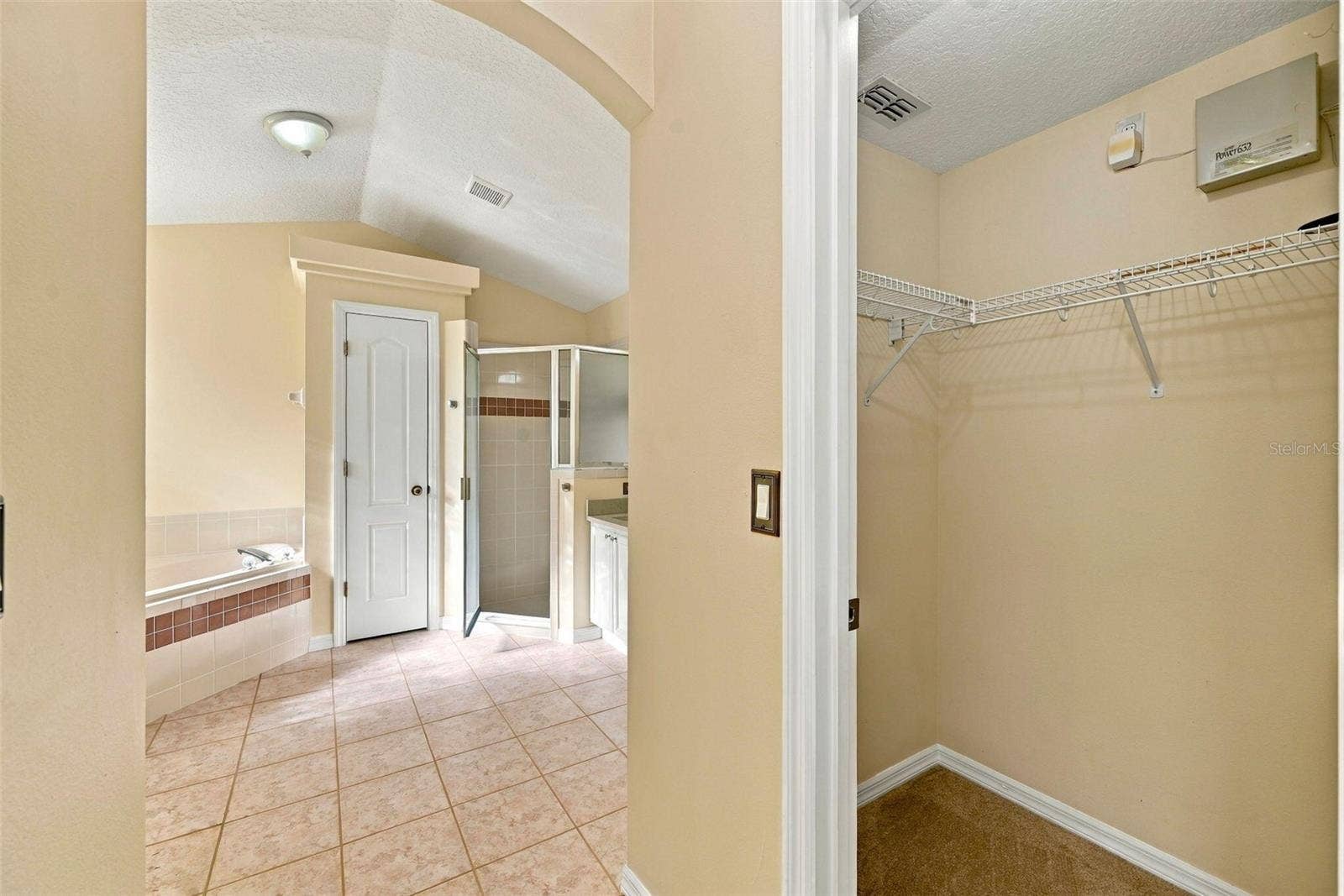 1071 PRINCETON DRIVE, Clermont, FL 34711 1071 PRINCETON DRIVE, Clermont, FL 34711