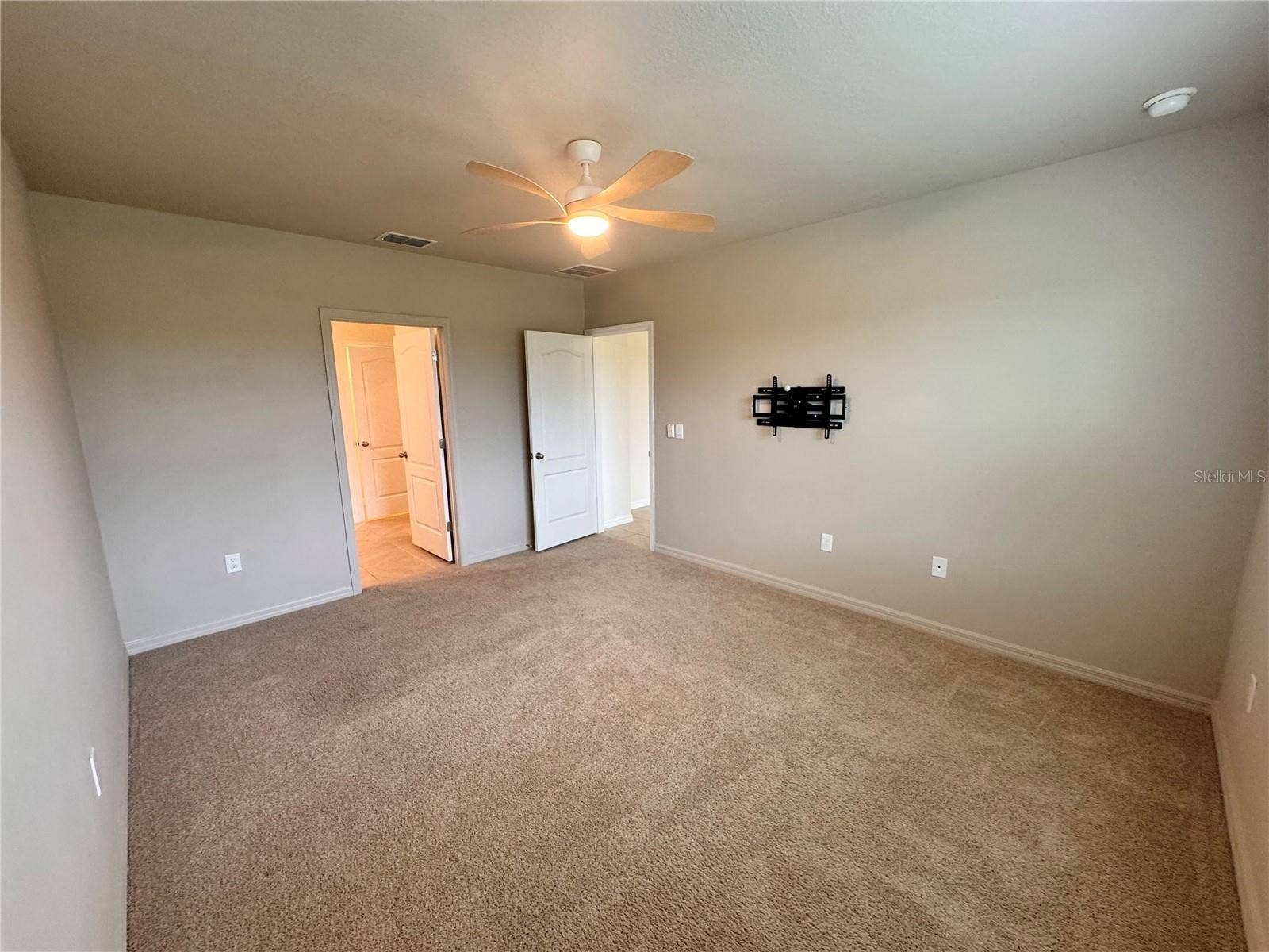913 AMBLESIDE DRIVE, Haines City, FL 33844 Master Bedroom