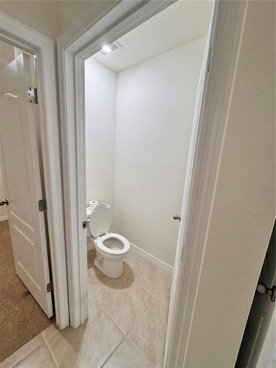 913 AMBLESIDE DRIVE, Haines City, FL 33844 Master Bathroom