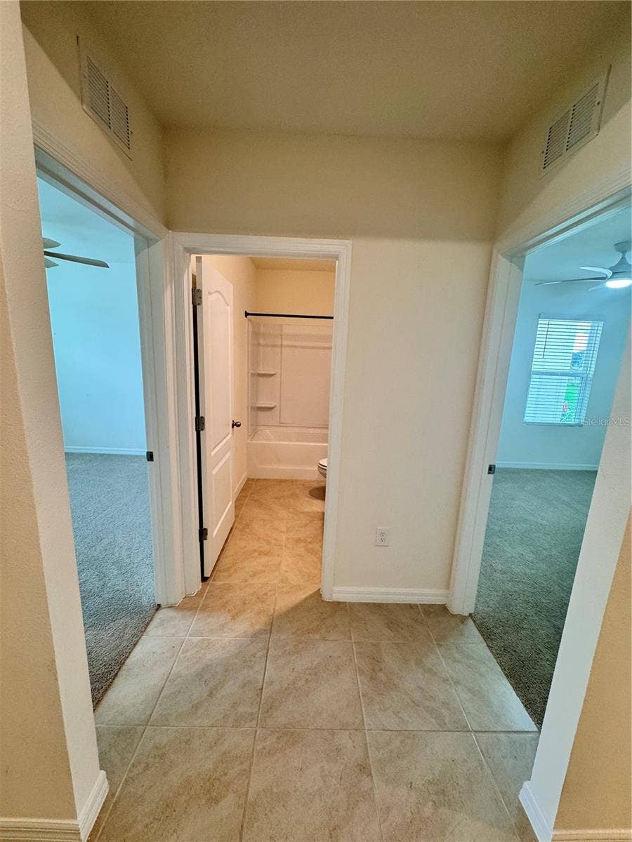 913 AMBLESIDE DRIVE, Haines City, FL 33844 Secondary Bathroom