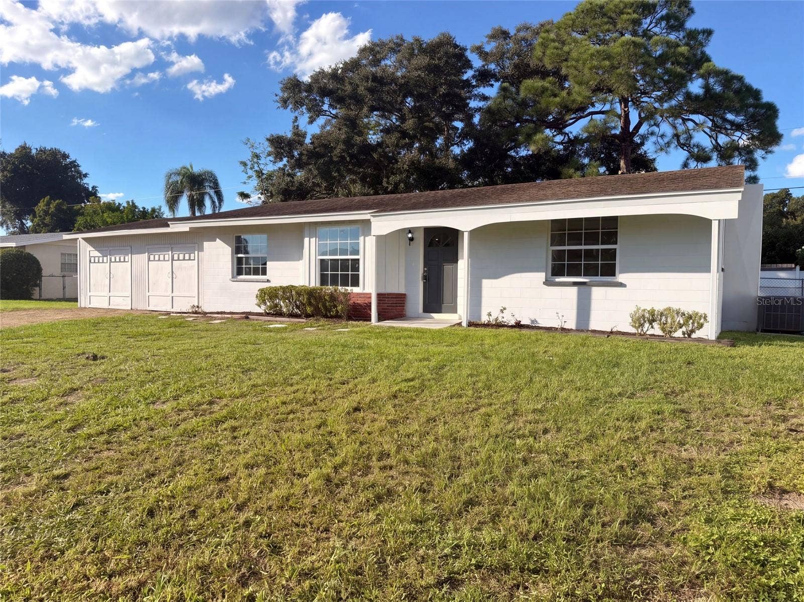 117 66TH AVENUE W, Bradenton, FL 34207 117 66TH AVENUE W, Bradenton, FL 34207