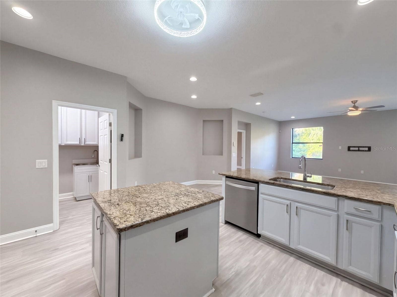 12424 BELCROFT DRIVE, Riverview, FL 33579