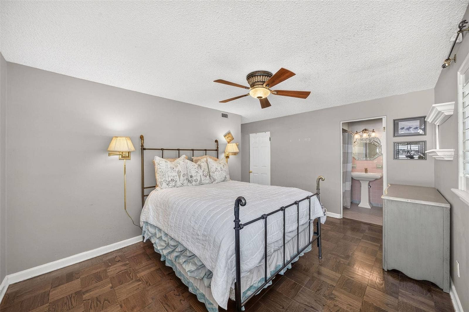 1731 GAY DRIVE, Orlando, FL 32803 1731 GAY DRIVE, Orlando, FL 32803