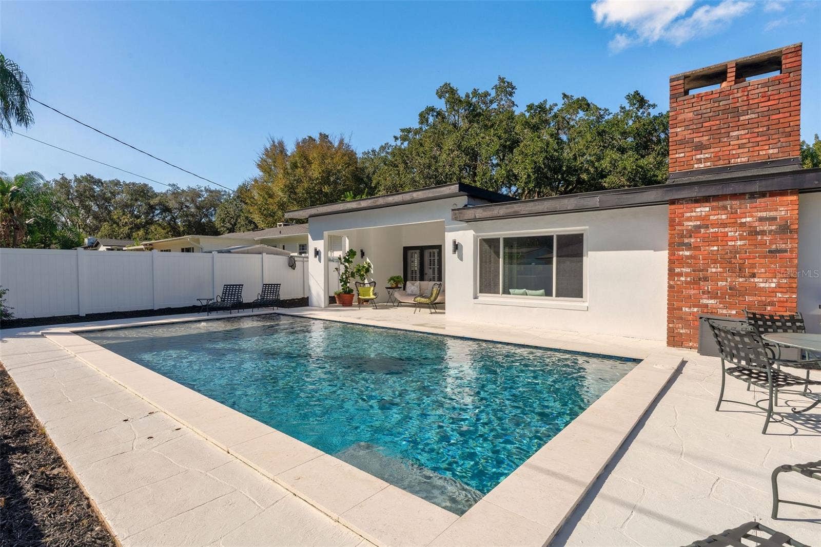 1731 GAY DRIVE, Orlando, FL 32803 1731 GAY DRIVE, Orlando, FL 32803