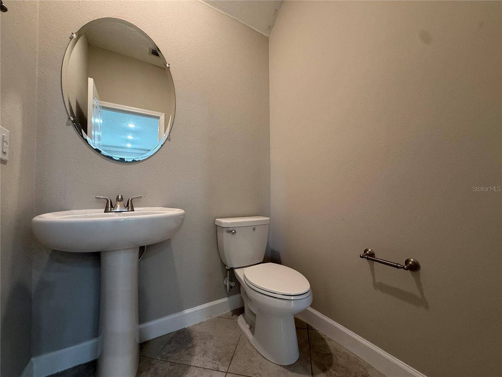 6244 ENGLISH HOLLOW ROAD, Tampa, FL 33647 6244 ENGLISH HOLLOW ROAD, Tampa, FL 33647