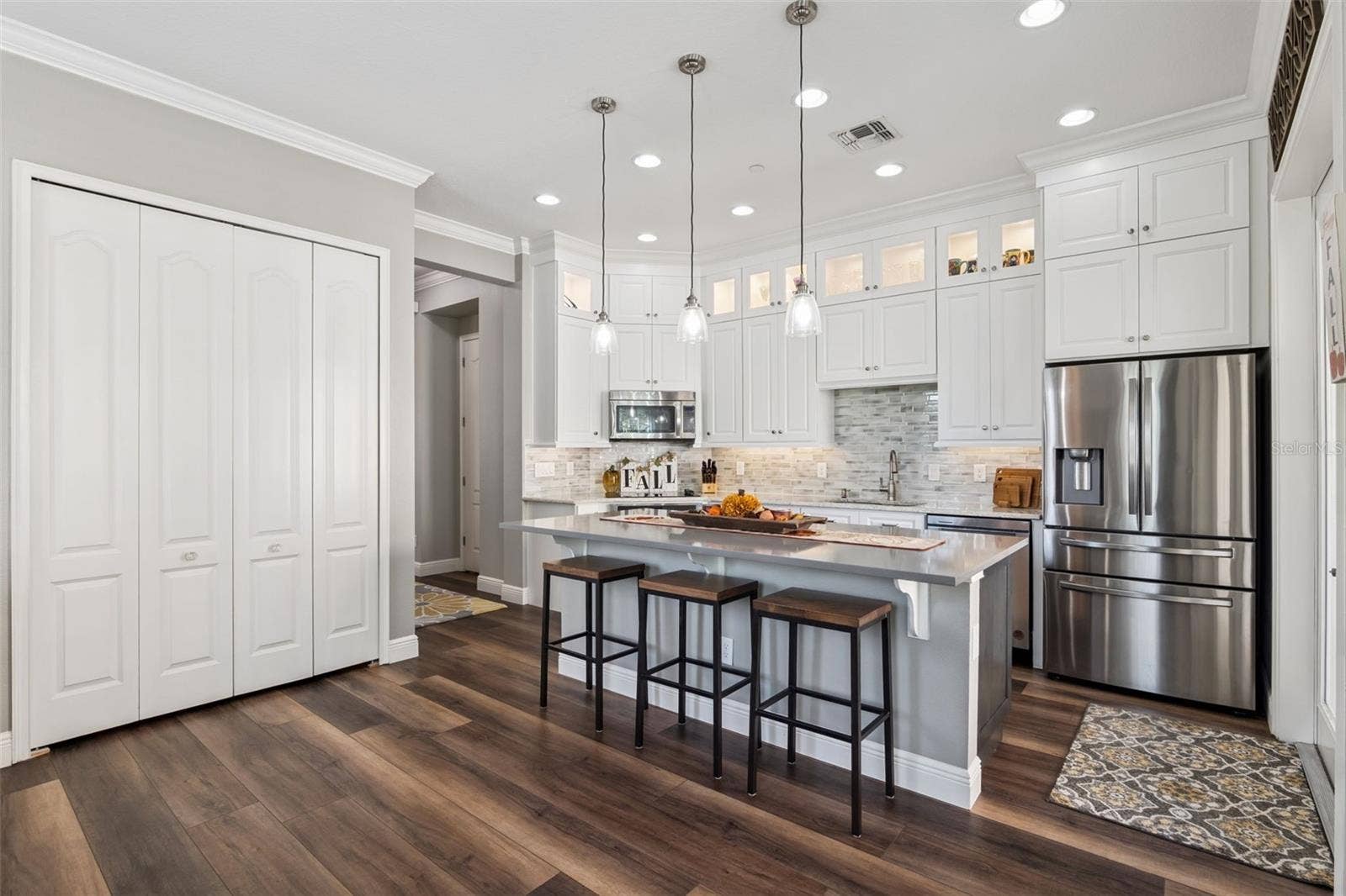 900 LOBELIA DRIVE, Lake Mary, FL 32746 Kitchen