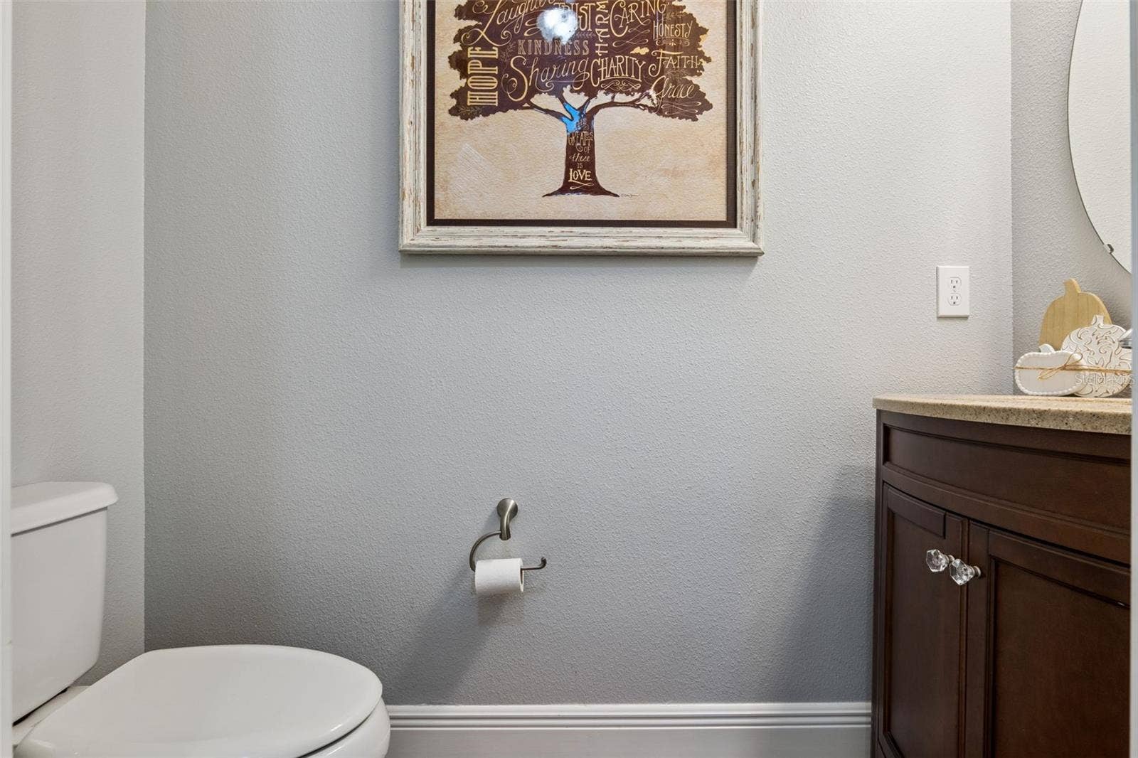 900 LOBELIA DRIVE, Lake Mary, FL 32746 Second floor powder room