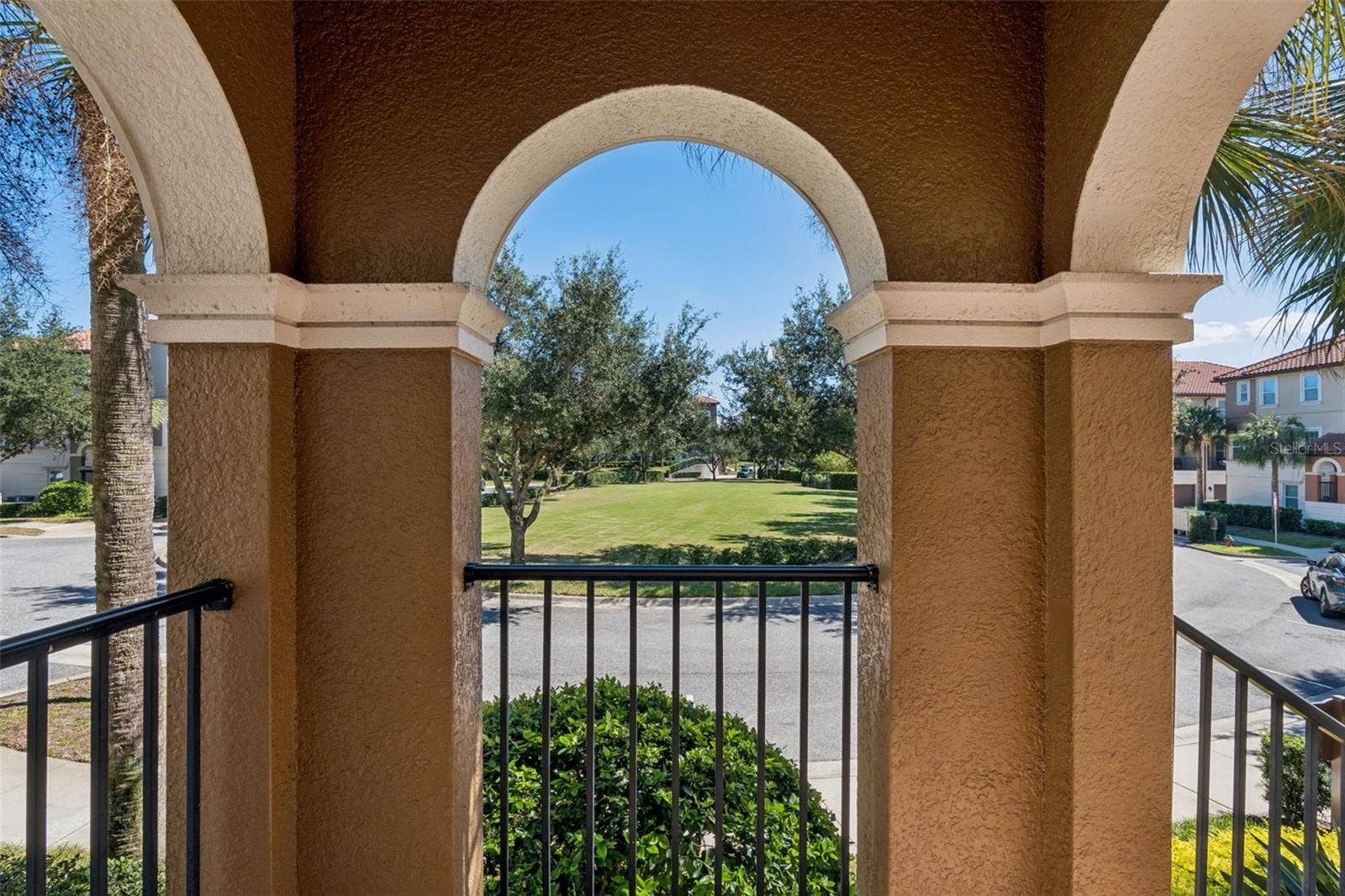 900 LOBELIA DRIVE, Lake Mary, FL 32746 Front entry with park view