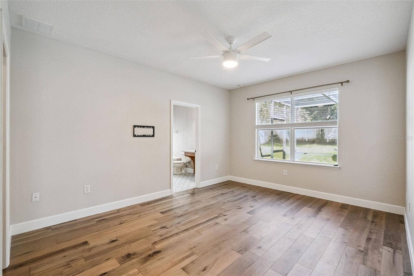 30132 SANDBUNKER LANE, Sorrento, FL 32776
