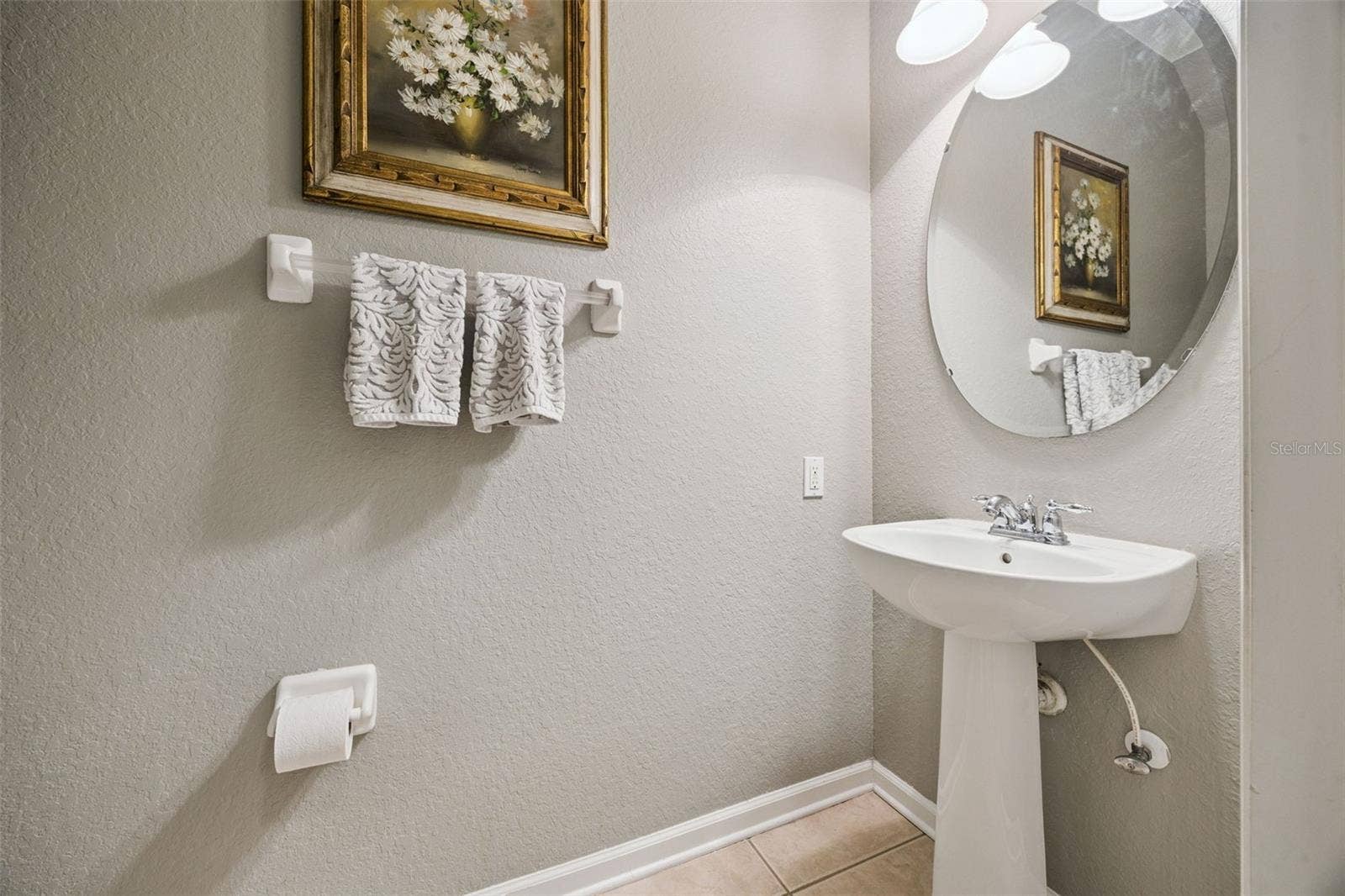 1140 TOLUKE POINT, Orlando, FL 32828 Half Bathroom downstairs