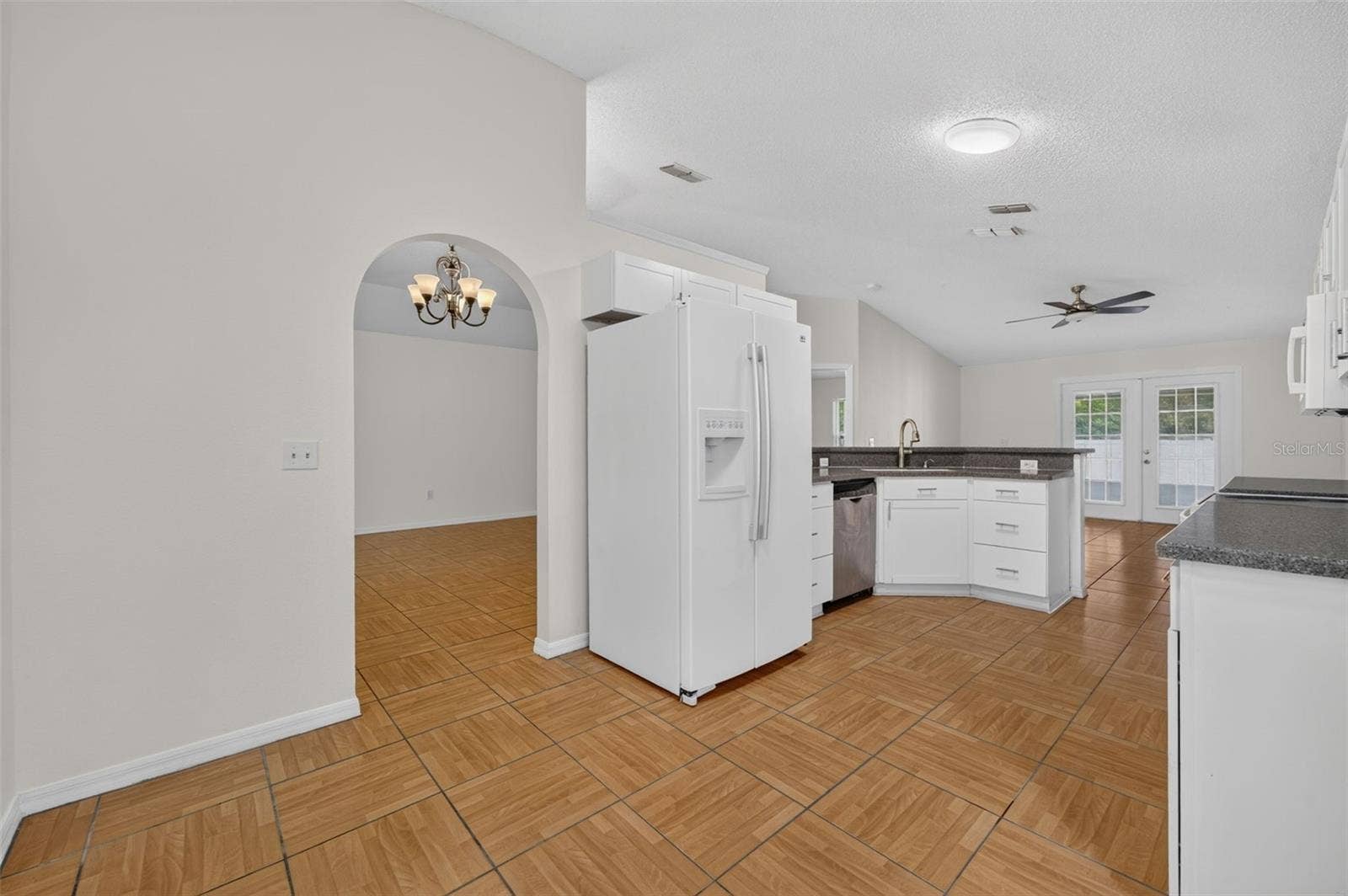 2018 WEKIVA RESERVE BOULEVARD, Apopka, FL 32703 2018 WEKIVA RESERVE BOULEVARD, Apopka, FL 32703