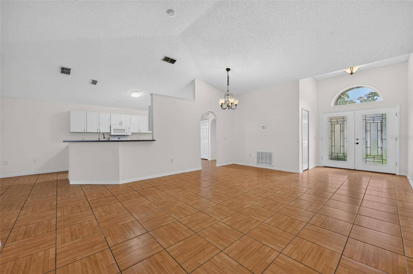 2018 WEKIVA RESERVE BOULEVARD, Apopka, FL 32703 2018 WEKIVA RESERVE BOULEVARD, Apopka, FL 32703