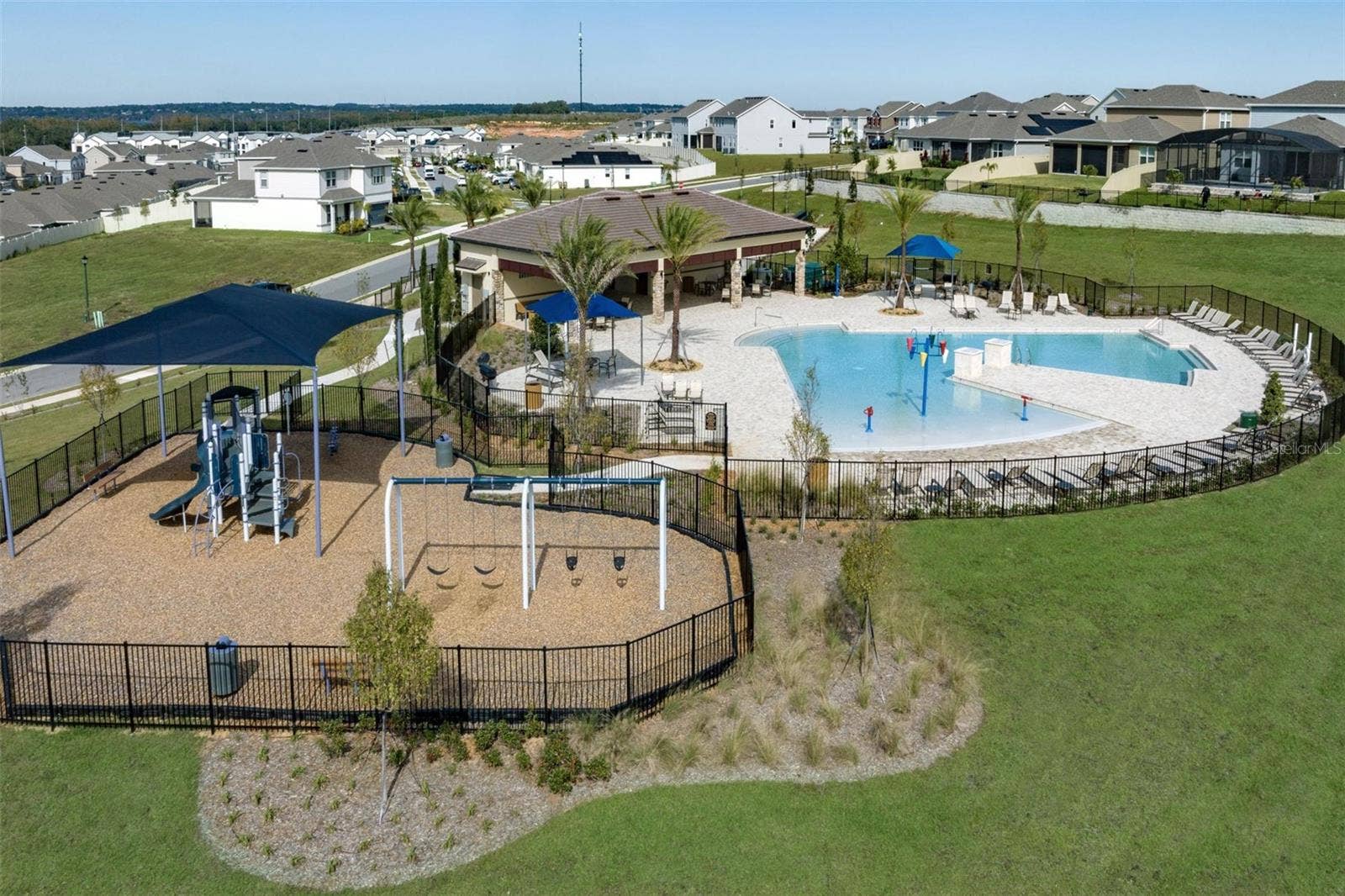 14592 CRESTAVISTA AVENUE, Clermont, FL 34714