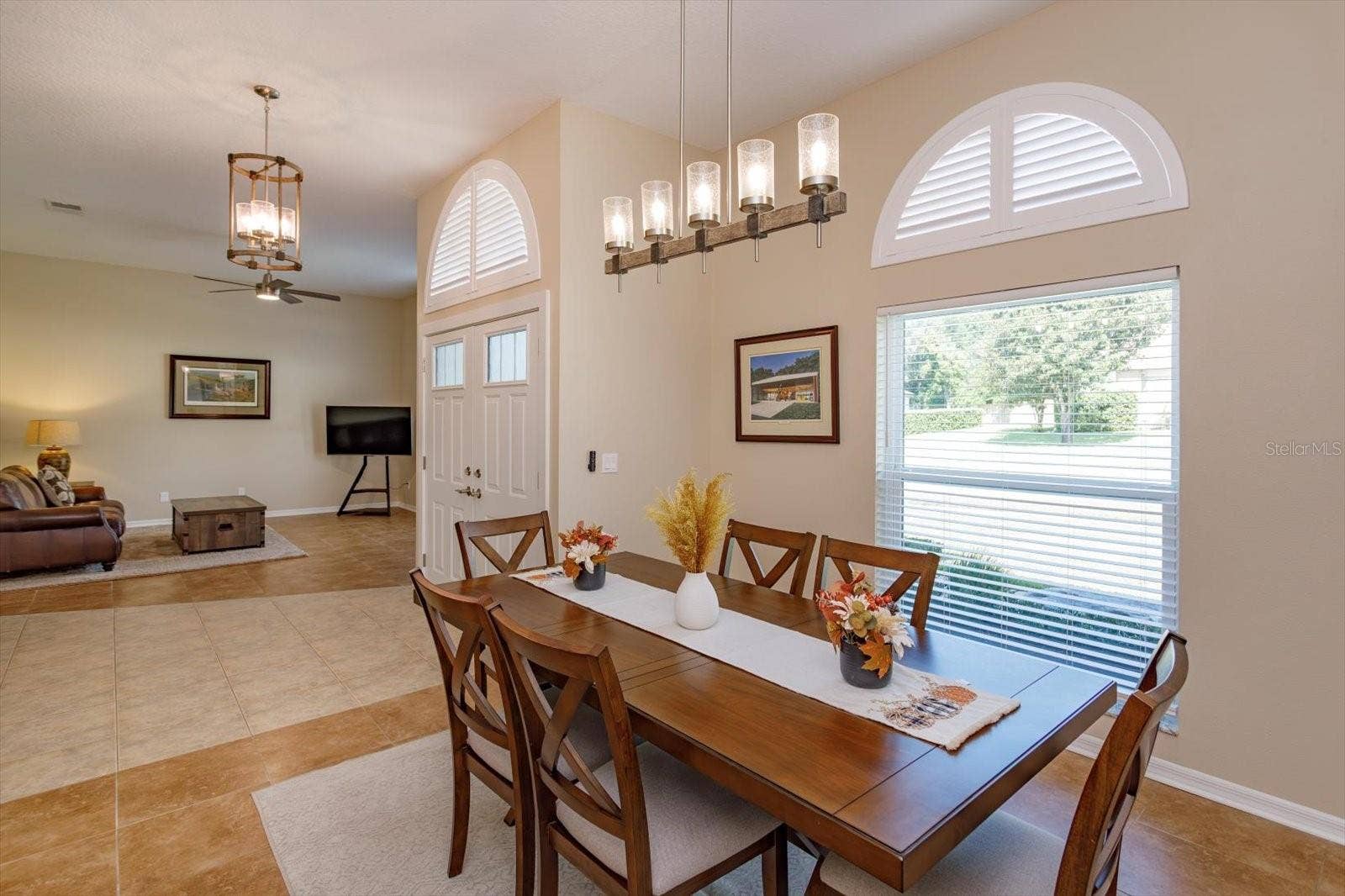 6887 HIDDEN GLADE PLACE, Sanford, FL 32771 Imagine the holidays here!
