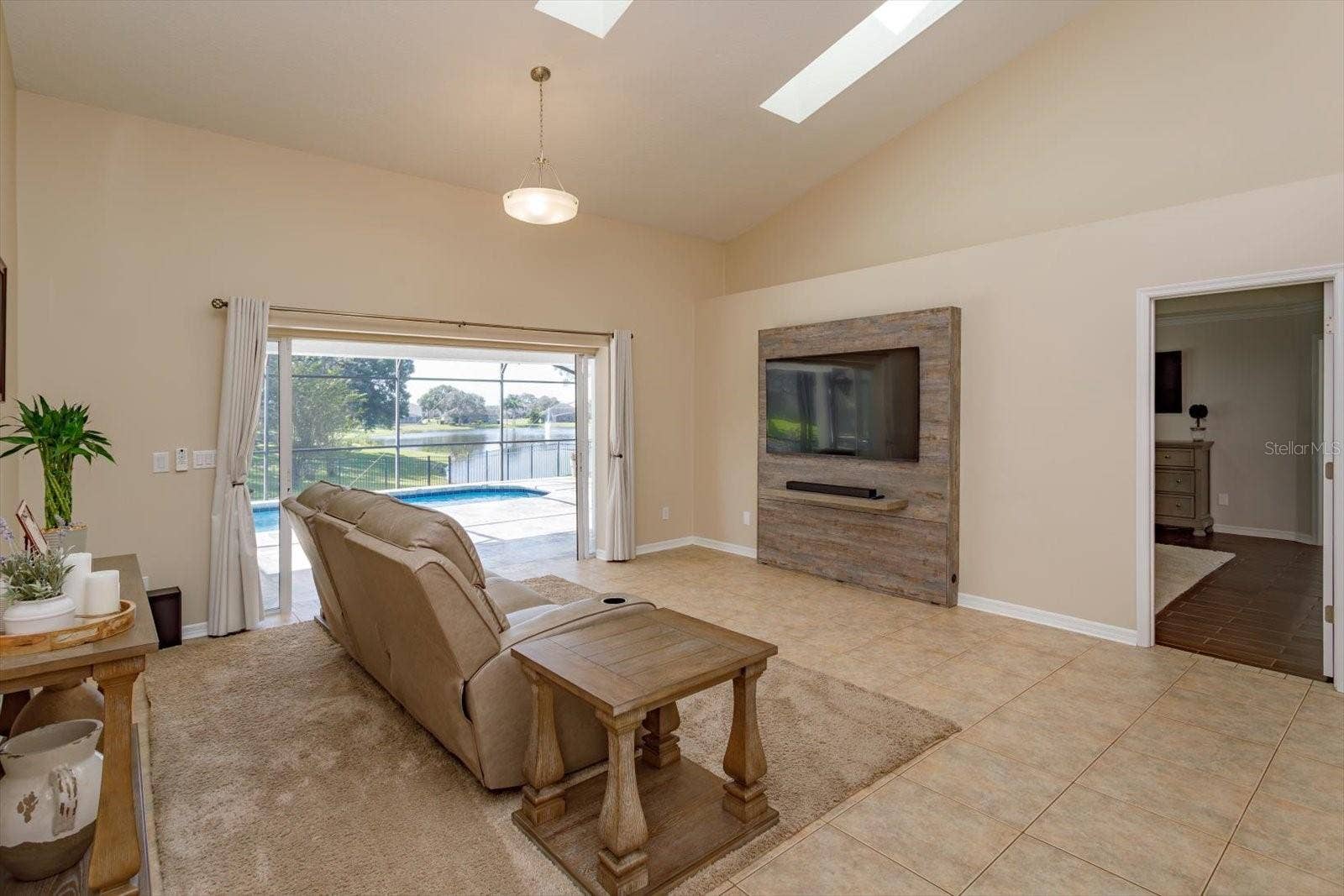 6887 HIDDEN GLADE PLACE, Sanford, FL 32771 Vaulted ceilings with skylights for natural light