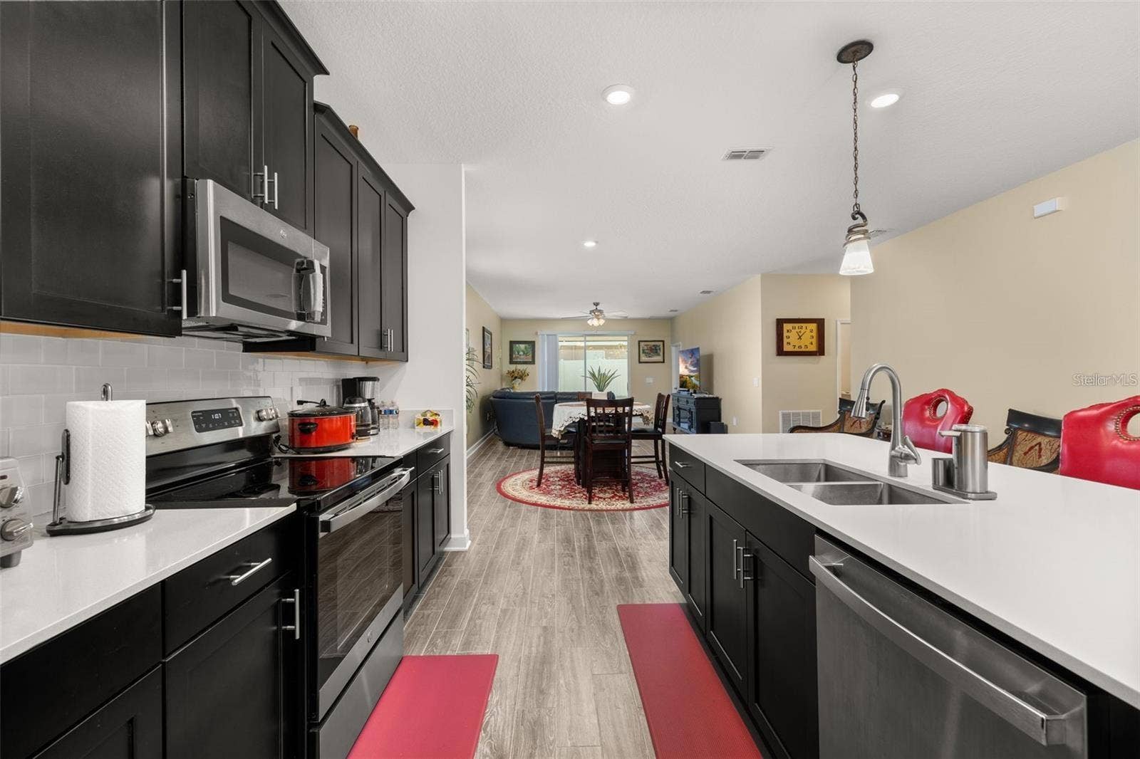 1739 GOOD NEIGHBOR LOOP, Kissimmee, FL 34744