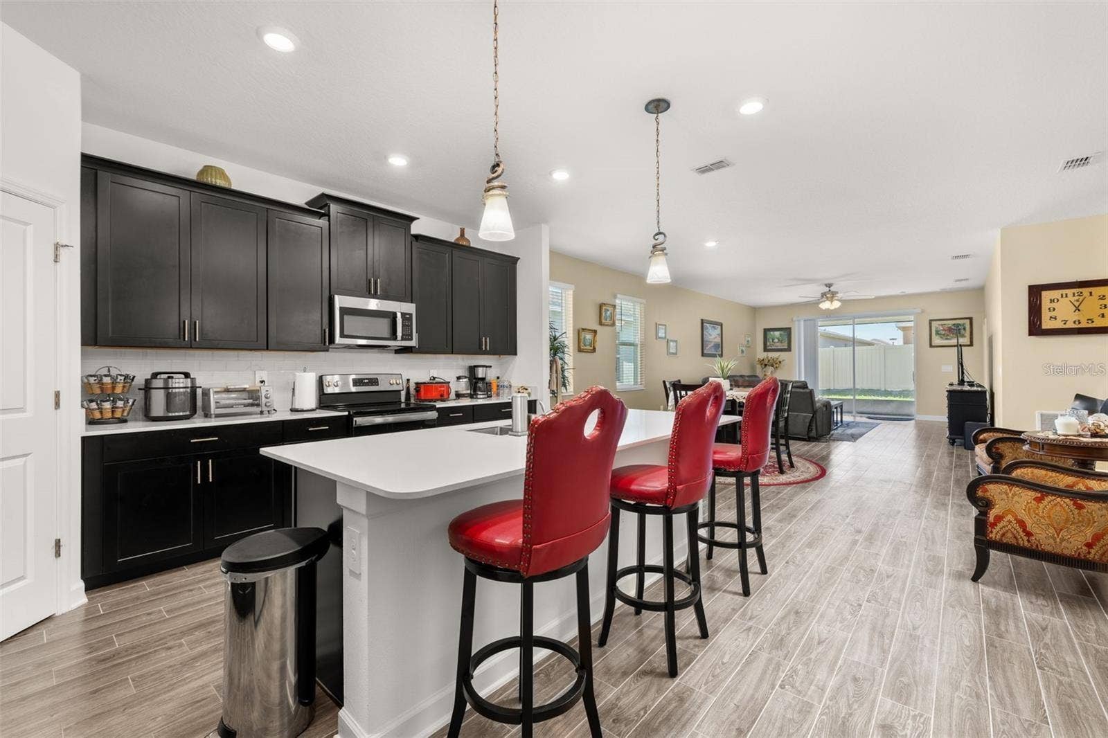 1739 GOOD NEIGHBOR LOOP, Kissimmee, FL 34744