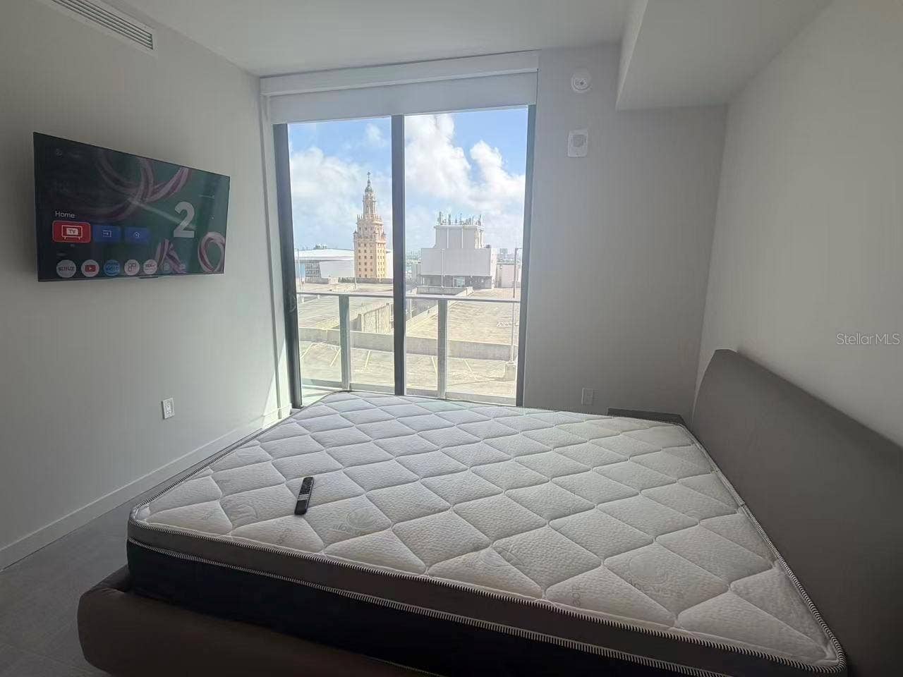 121 NE 5TH STREET, #1413, Miami, FL 33132 121 NE 5TH STREET, #1413, Miami, FL 33132