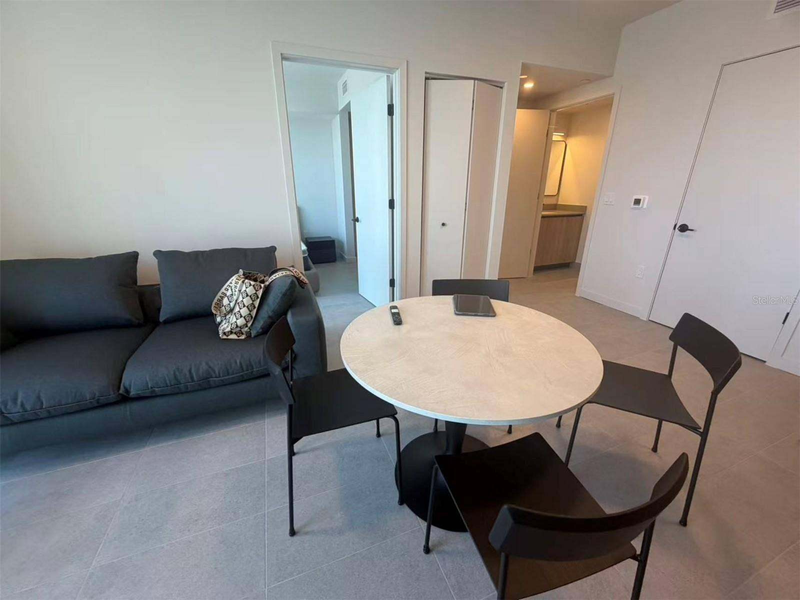 121 NE 5TH STREET, #1413, Miami, FL 33132 121 NE 5TH STREET, #1413, Miami, FL 33132
