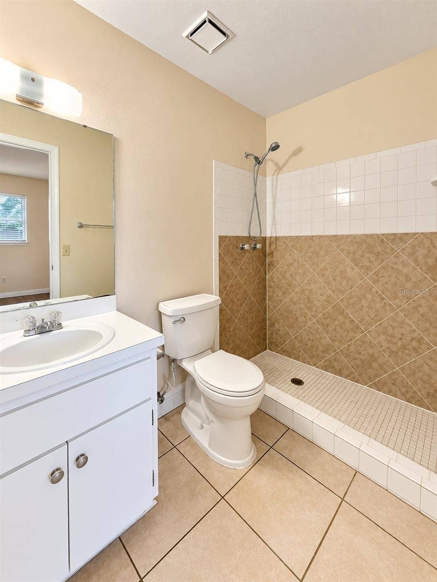 343 E ROSEWOOD LANE, #343, Tavares, FL 32778