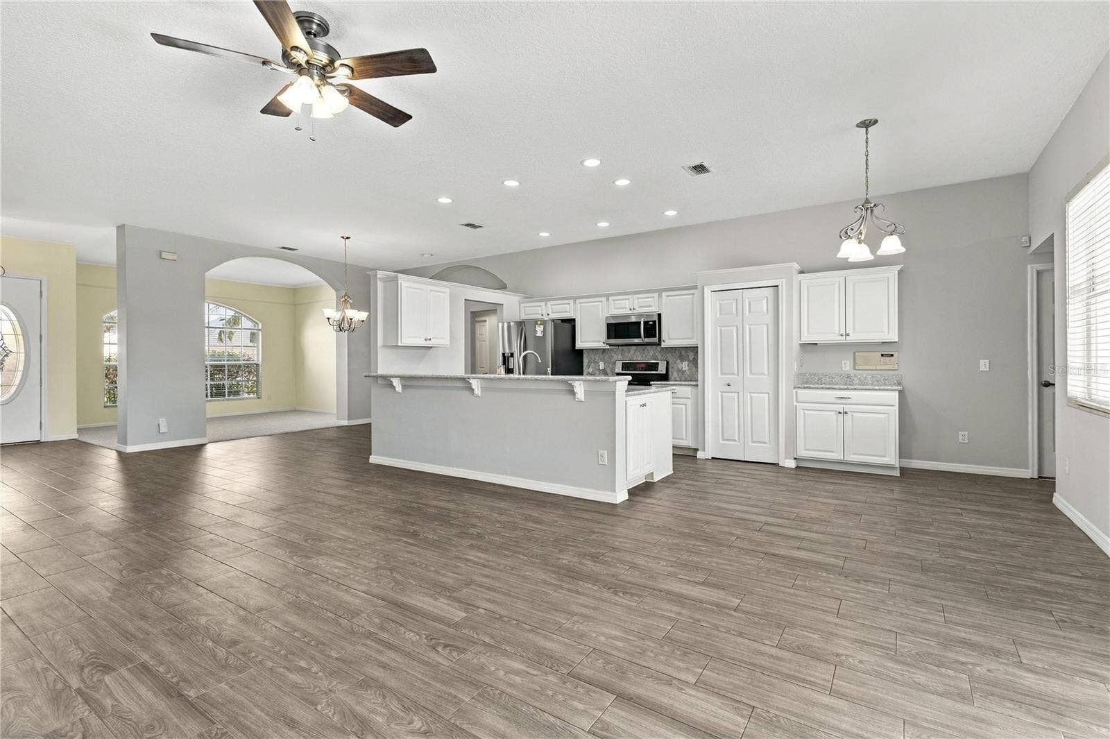 639 LAKEHAVEN CIRCLE, Orlando, FL 32828 639 LAKEHAVEN CIRCLE, Orlando, FL 32828