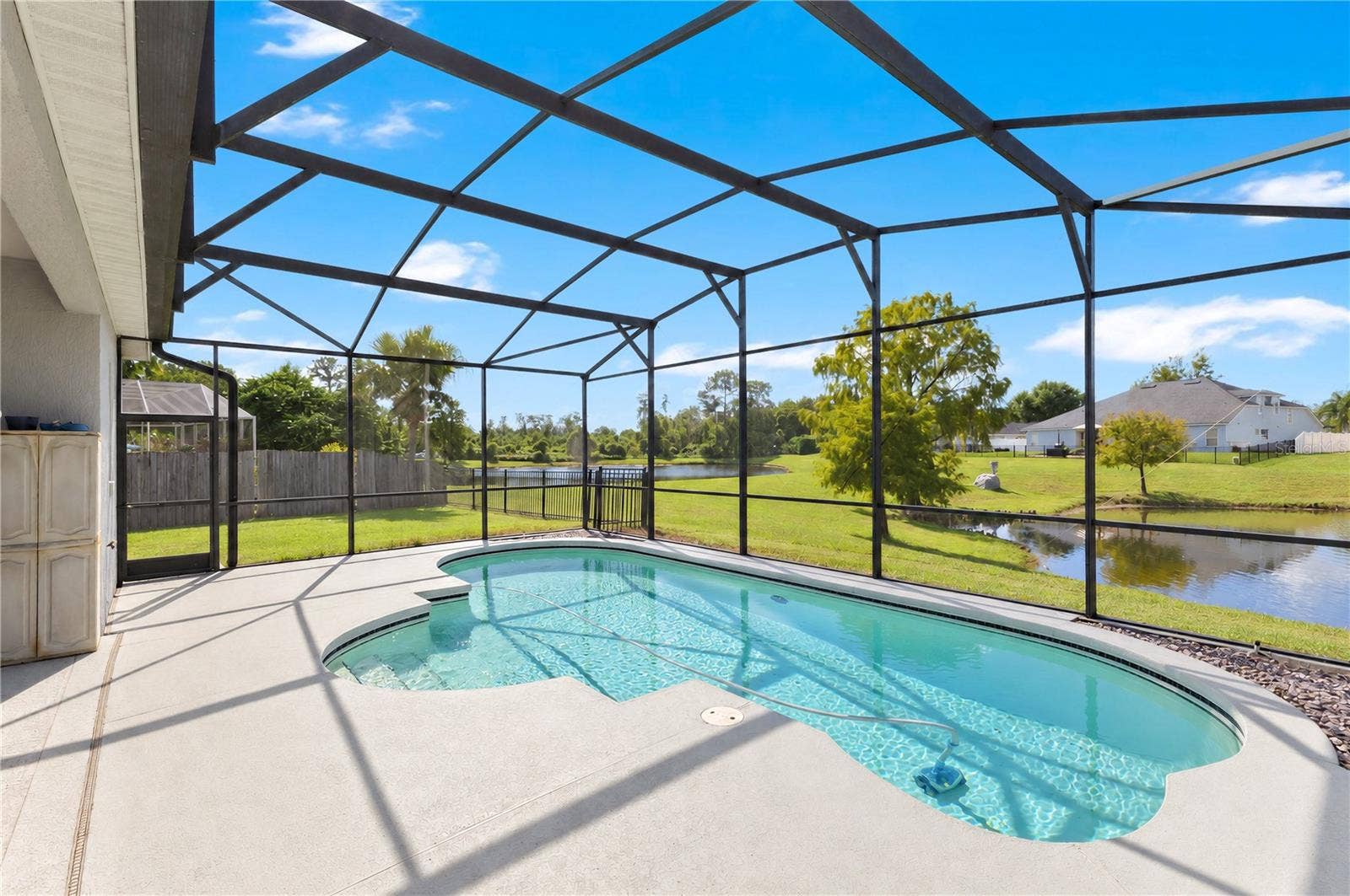 639 LAKEHAVEN CIRCLE, Orlando, FL 32828 639 LAKEHAVEN CIRCLE, Orlando, FL 32828