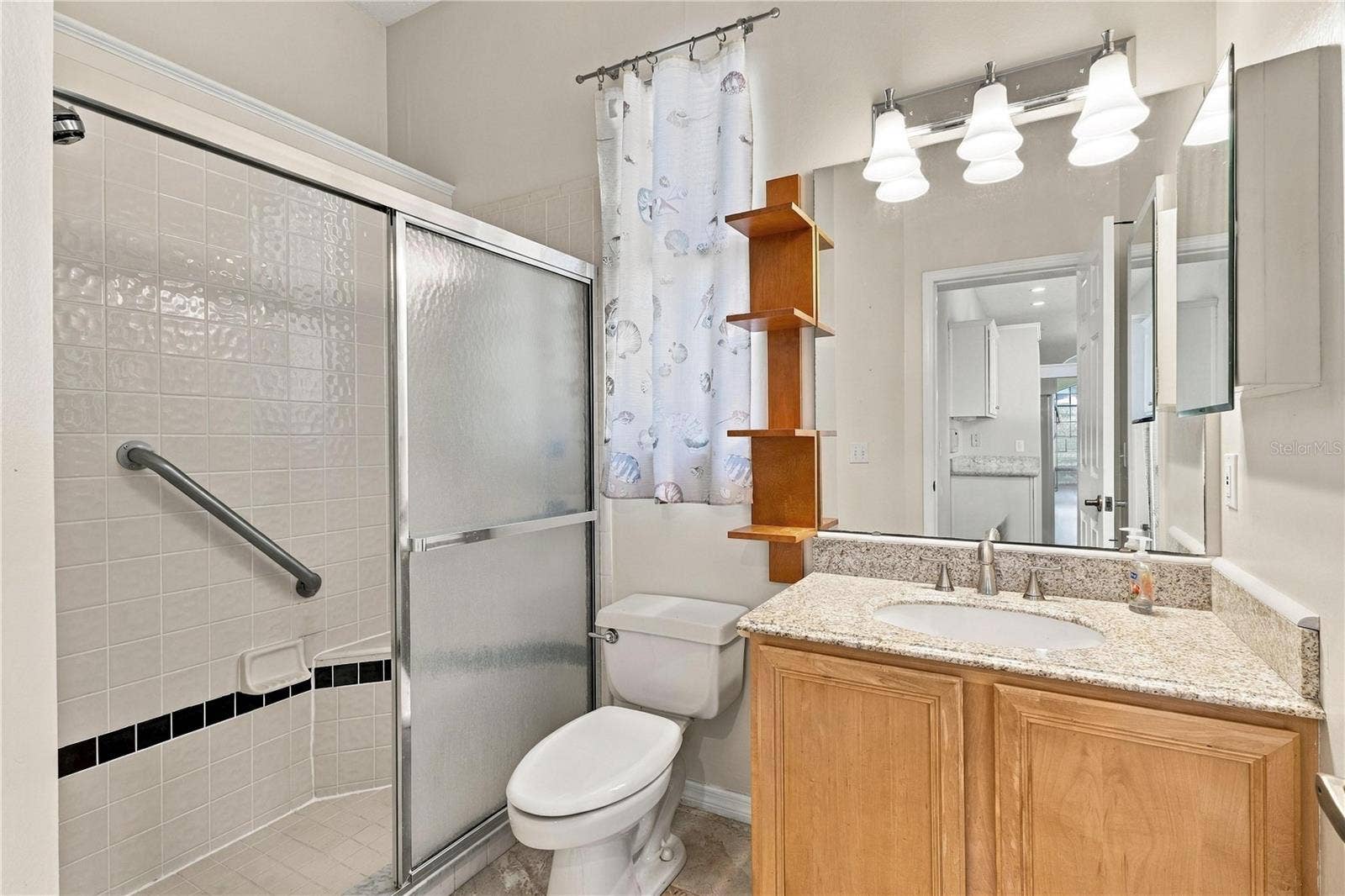 639 LAKEHAVEN CIRCLE, Orlando, FL 32828 639 LAKEHAVEN CIRCLE, Orlando, FL 32828