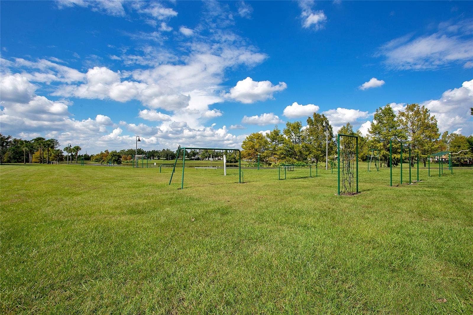 639 LAKEHAVEN CIRCLE, Orlando, FL 32828 639 LAKEHAVEN CIRCLE, Orlando, FL 32828