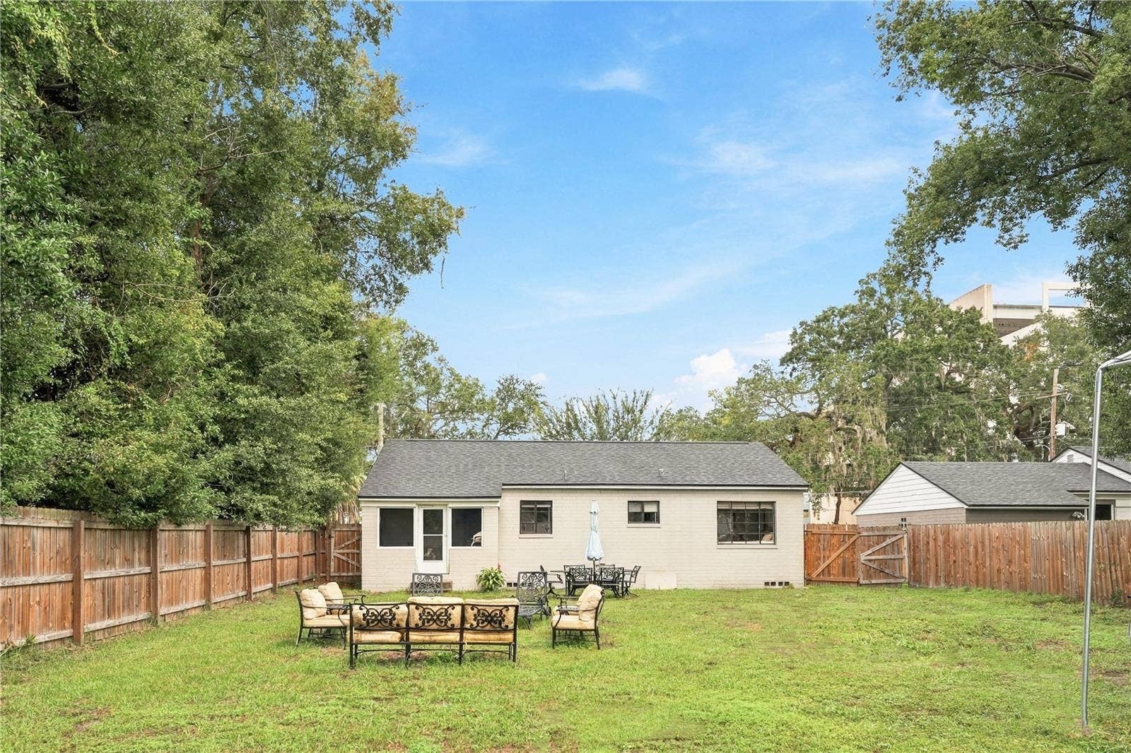 1806 HILLCREST STREET, Orlando, FL 32803