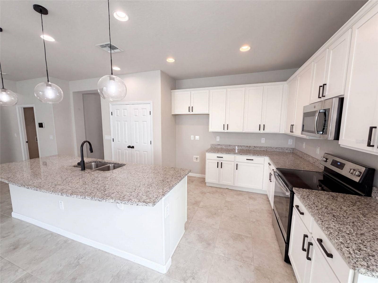 964 CORBIN CIRCLE SW, Palm Bay, FL 32908