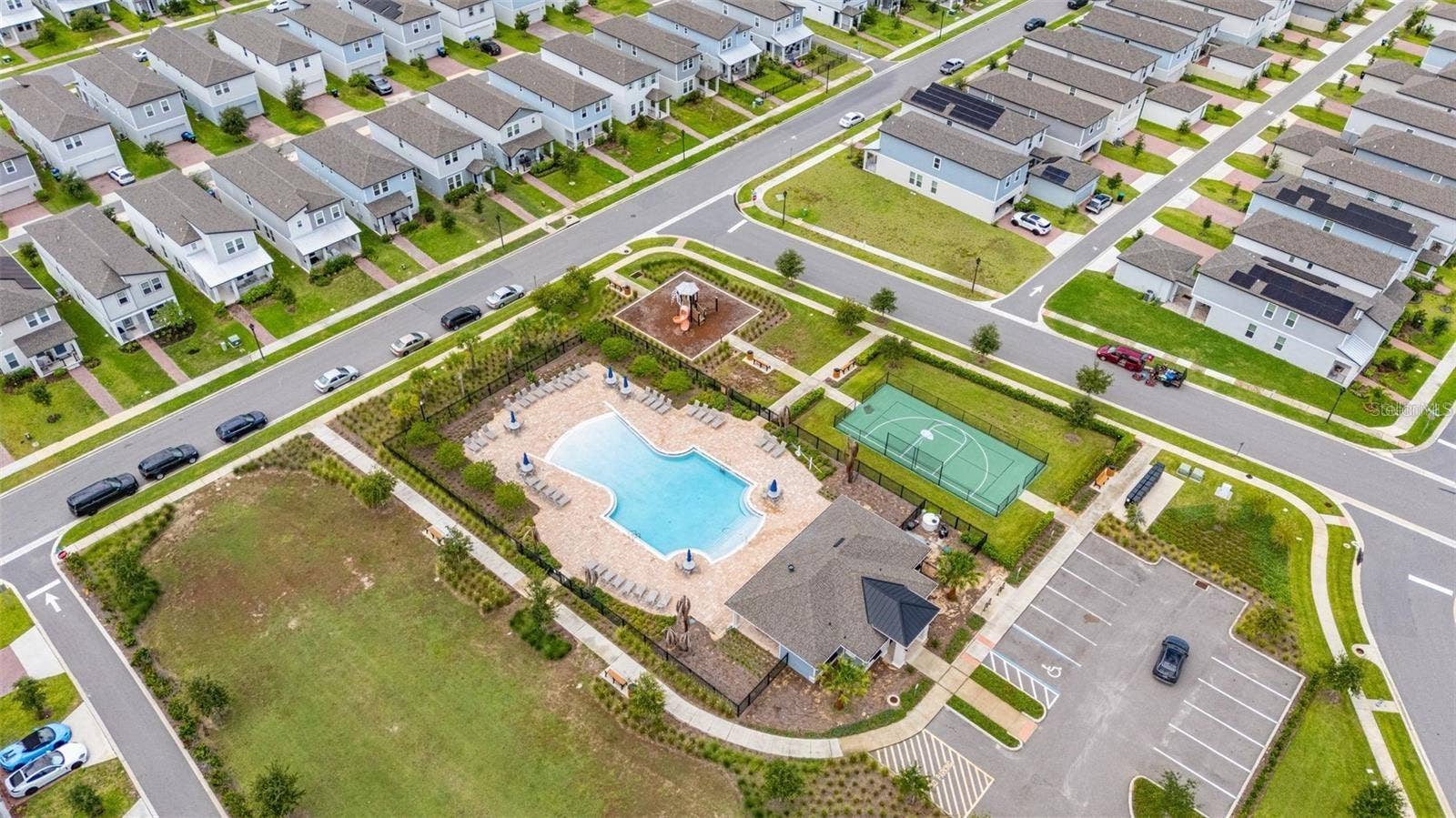 14026 FRASIER STREET, Winter Garden, FL 34787 Aerial view of the community pool and recreation area