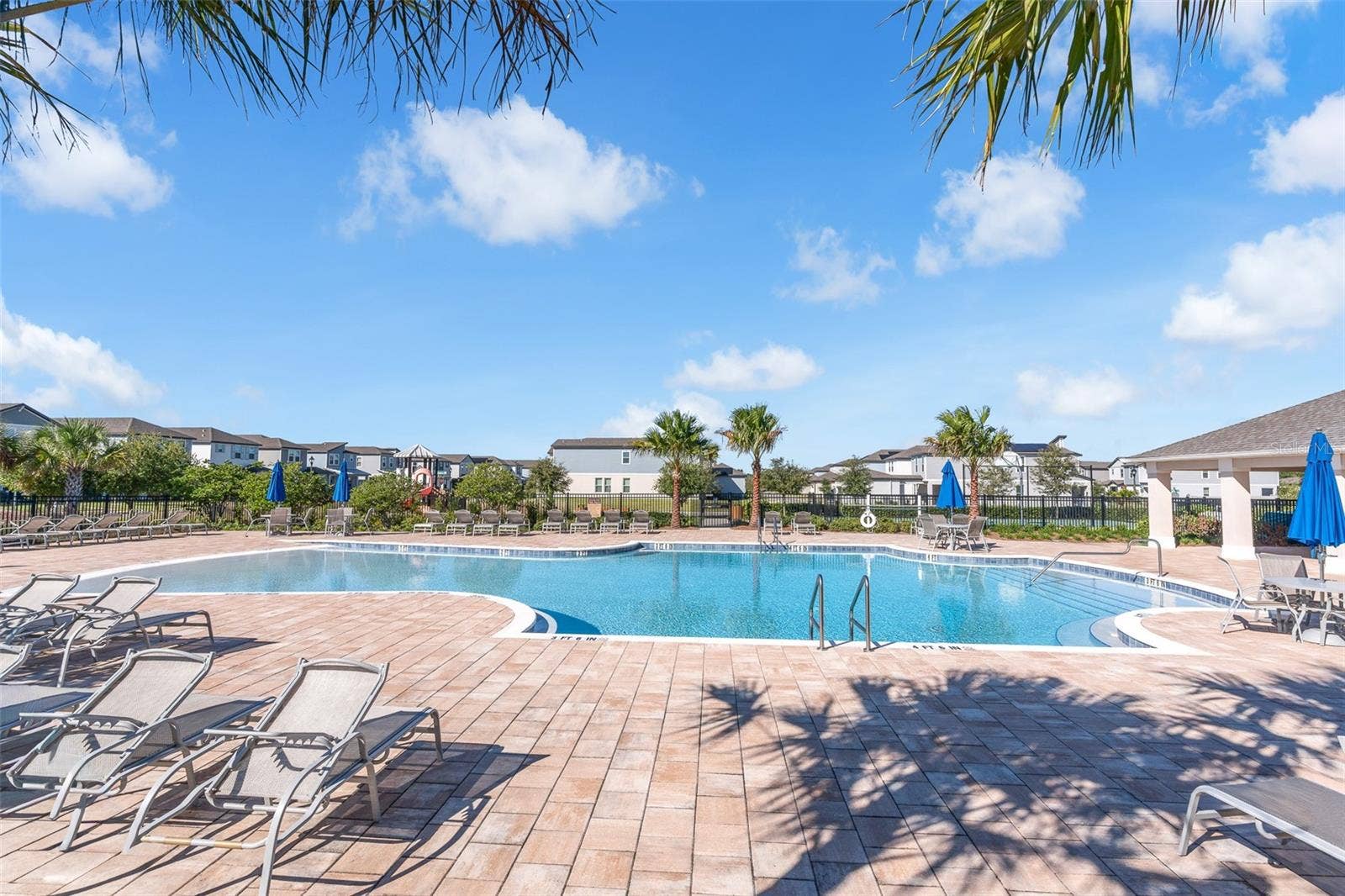 14026 FRASIER STREET, Winter Garden, FL 34787 Poolside seating and lounge area