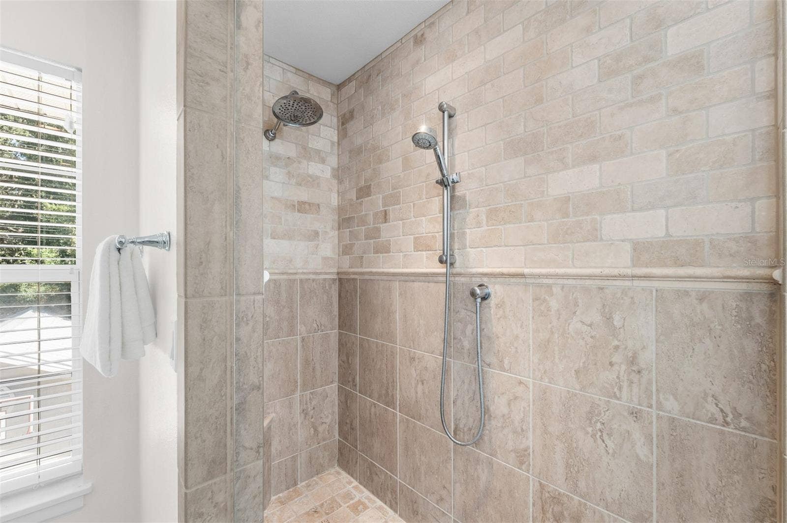 1629 DORMONT LANE, Orlando, FL 32804 1629 DORMONT LANE, Orlando, FL 32804
