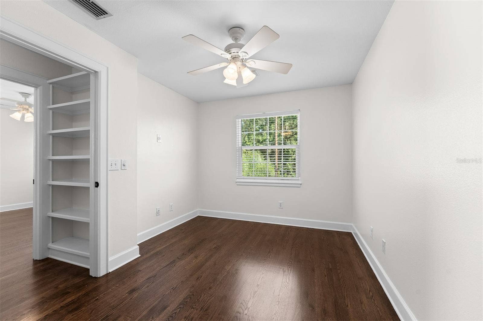 1629 DORMONT LANE, Orlando, FL 32804 1629 DORMONT LANE, Orlando, FL 32804