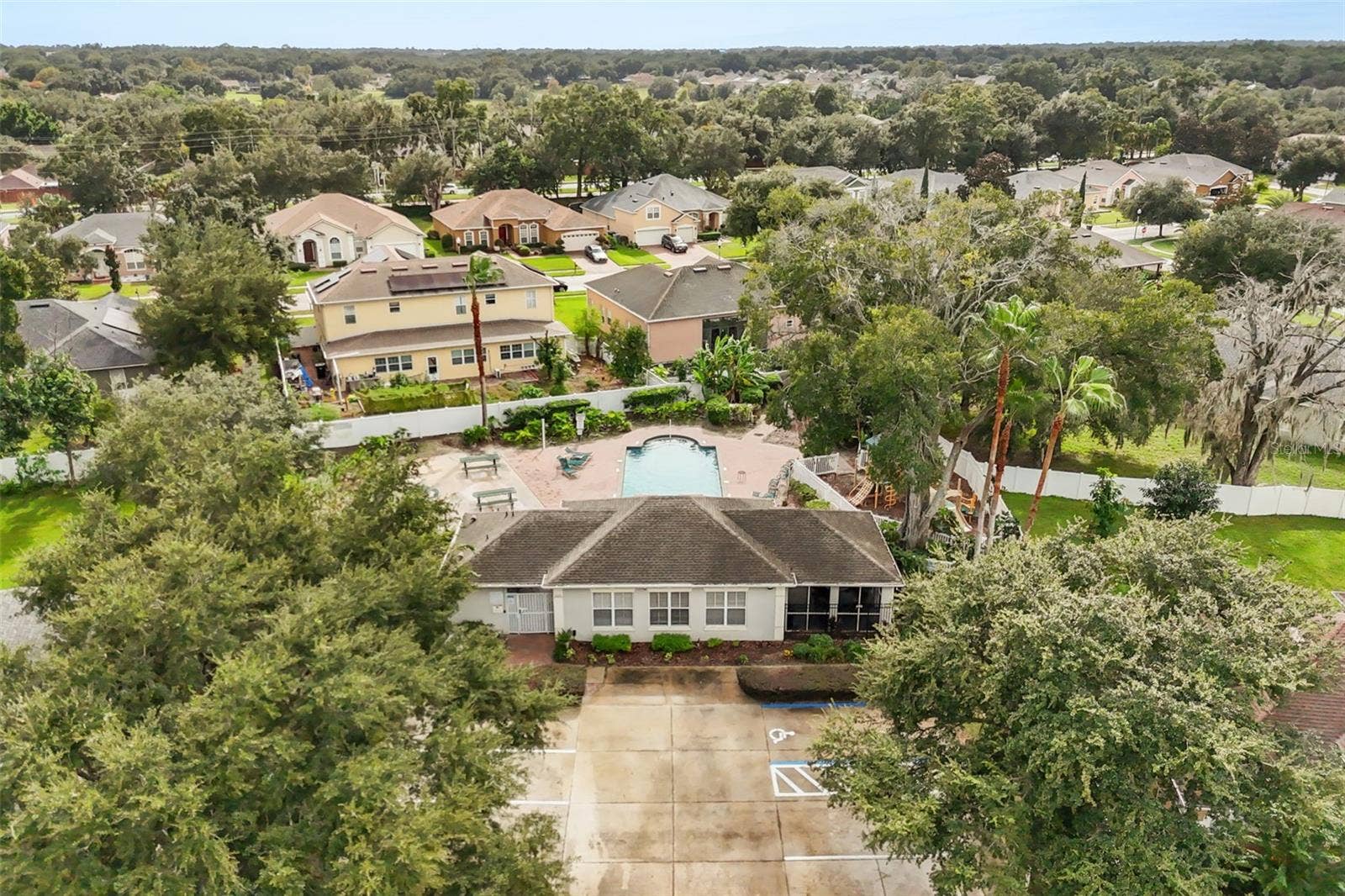 2196 LAUREL BLOSSOM CIRCLE, Ocoee, FL 34761