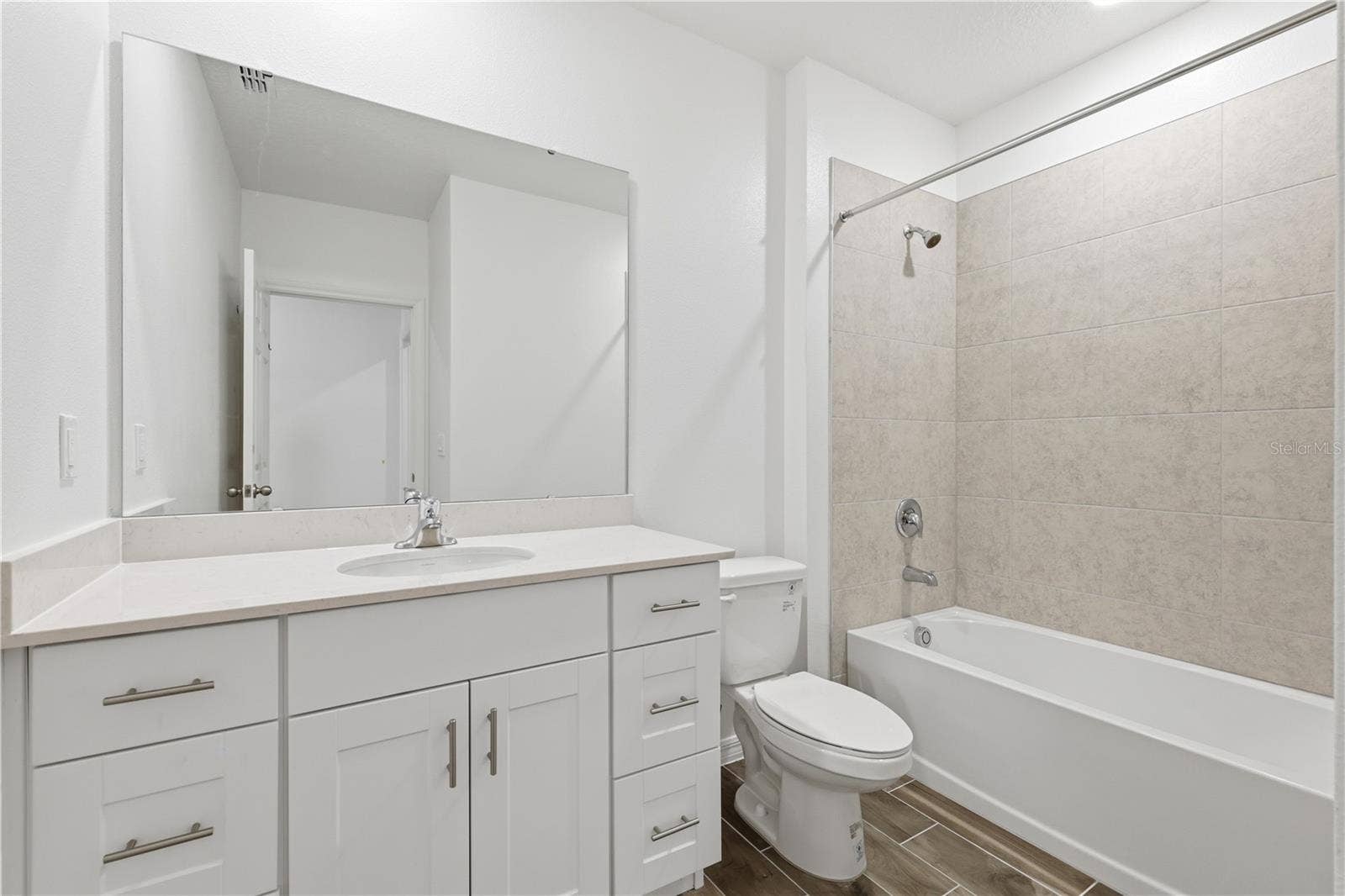 2301 LEELA CIRCLE, Tavares, FL 32778 2301 LEELA CIRCLE, Tavares, FL 32778