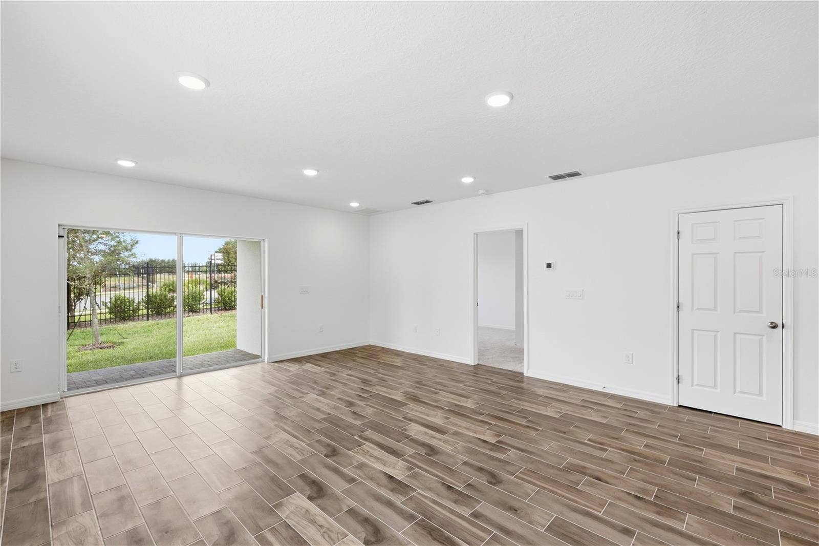 2301 LEELA CIRCLE, Tavares, FL 32778 2301 LEELA CIRCLE, Tavares, FL 32778