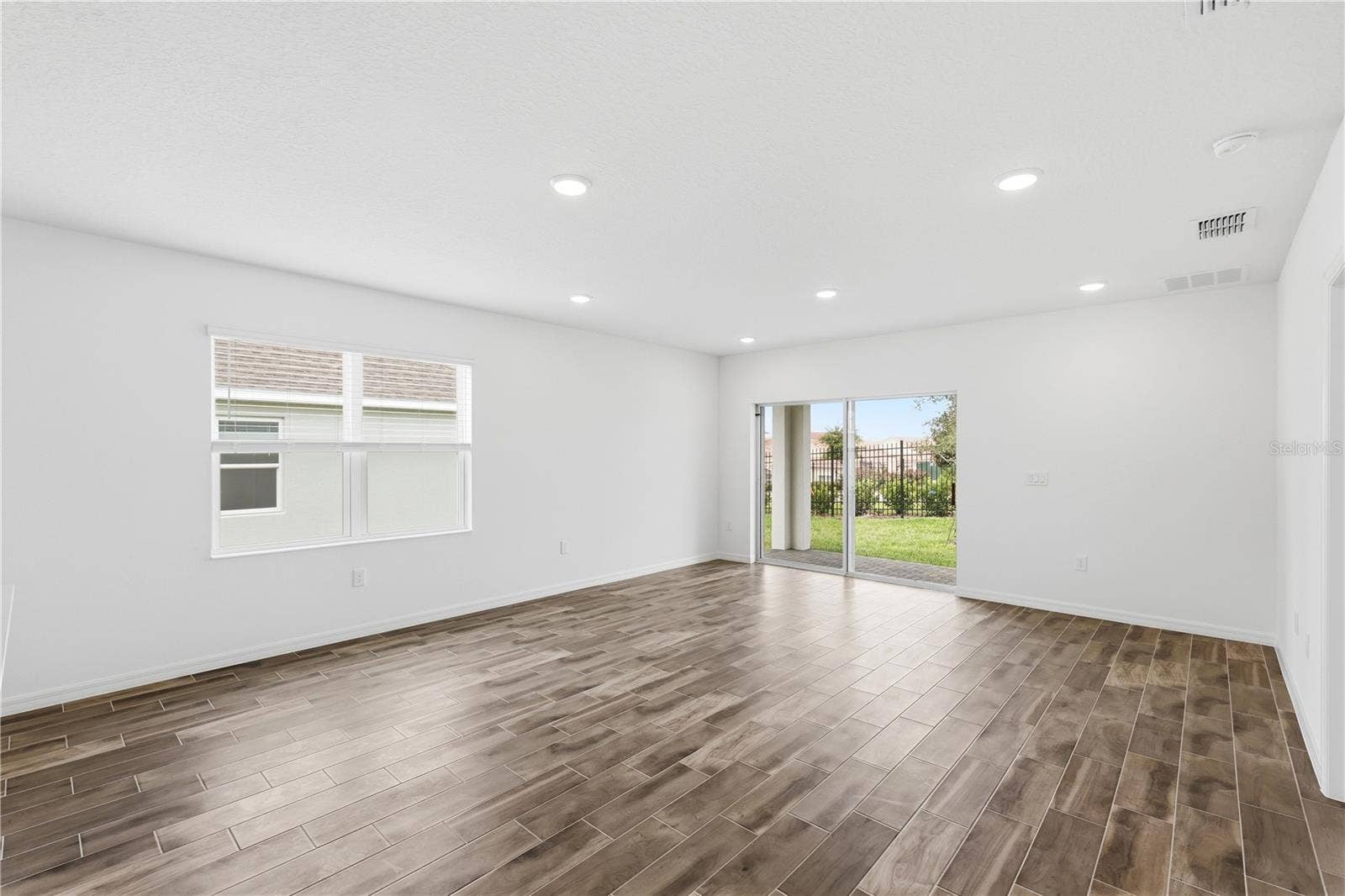 2301 LEELA CIRCLE, Tavares, FL 32778 2301 LEELA CIRCLE, Tavares, FL 32778