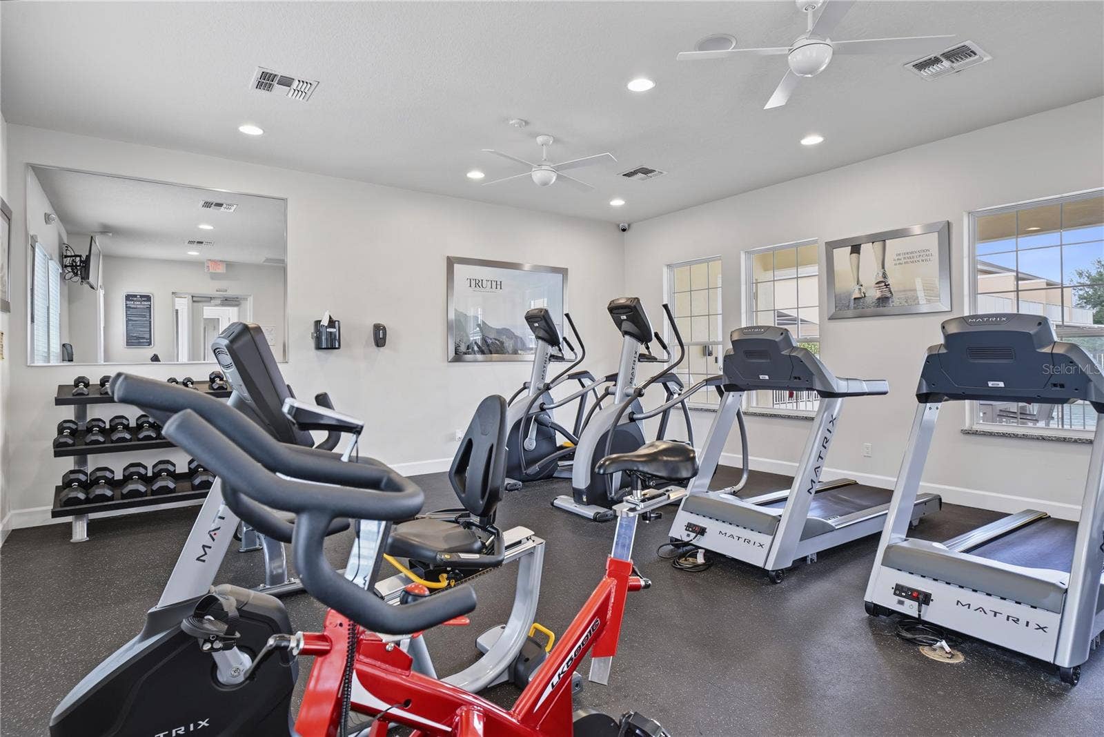 1523 RETREAT CIRCLE, Clermont, FL 34714