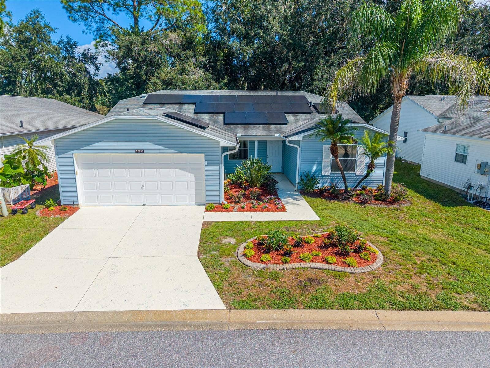 32656 OAK PARK DRIVE, Leesburg, FL 34748 32656 OAK PARK DRIVE, Leesburg, FL 34748
