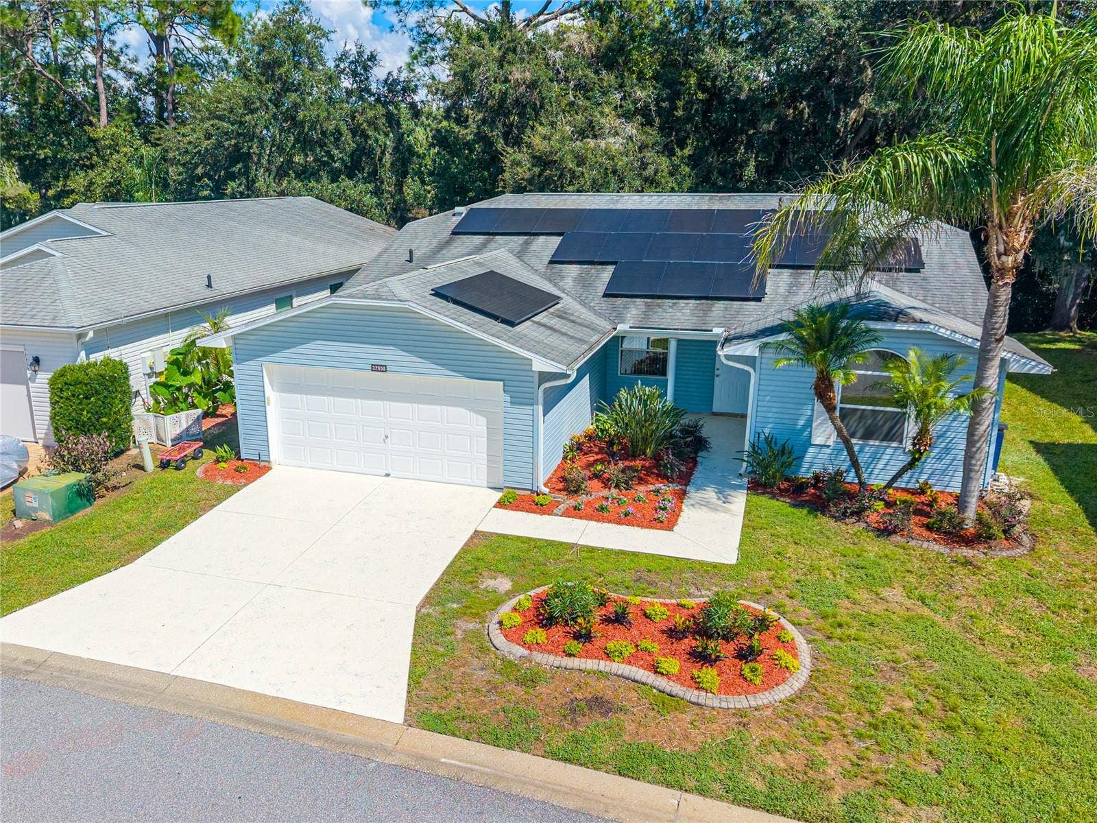 32656 OAK PARK DRIVE, Leesburg, FL 34748 32656 OAK PARK DRIVE, Leesburg, FL 34748