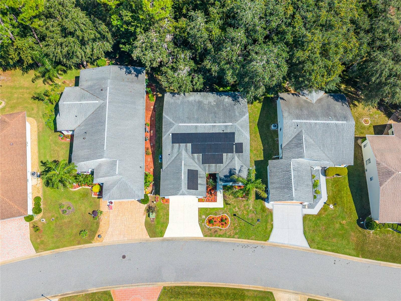 32656 OAK PARK DRIVE, Leesburg, FL 34748 32656 OAK PARK DRIVE, Leesburg, FL 34748