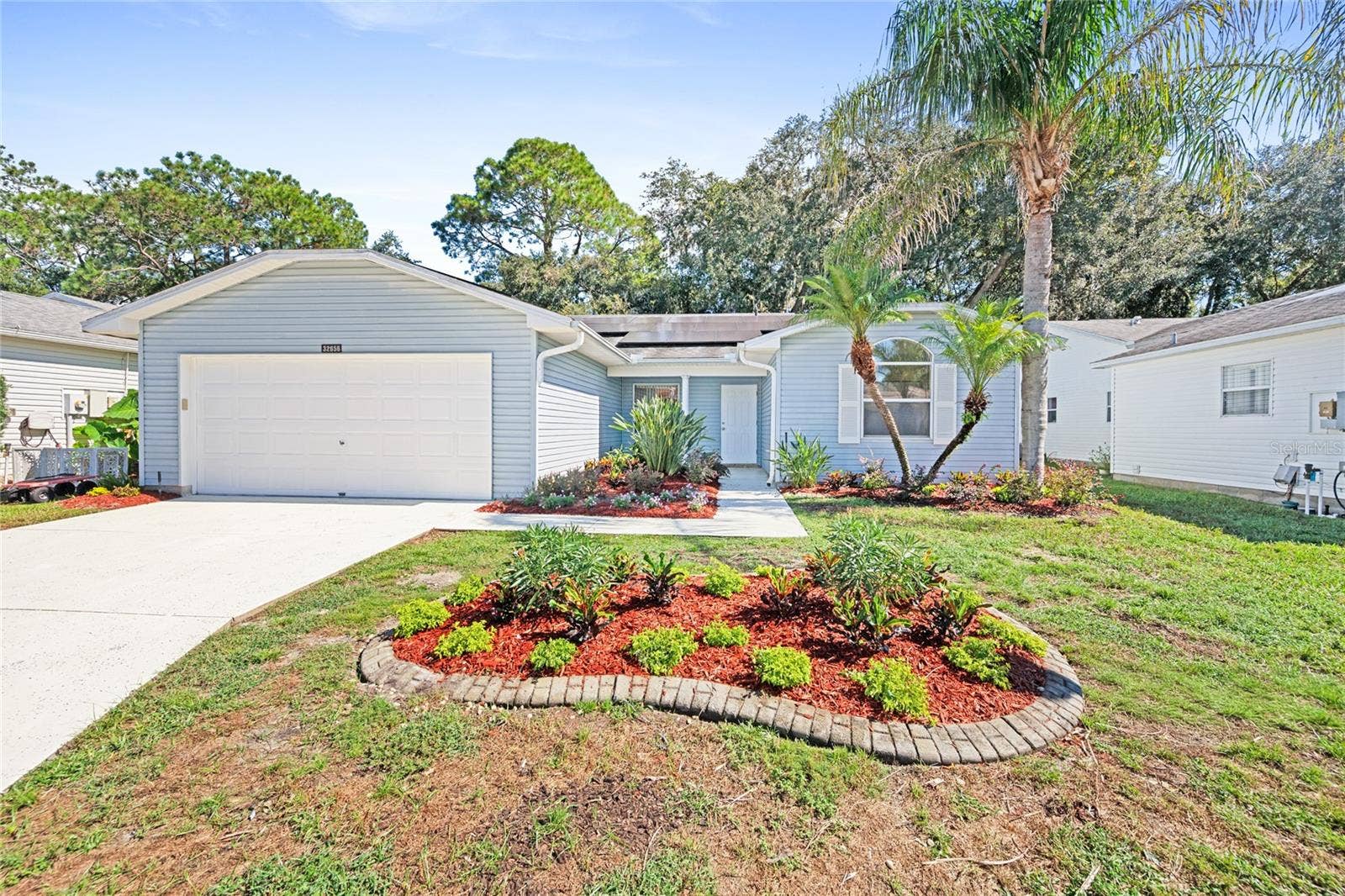 32656 OAK PARK DRIVE, Leesburg, FL 34748 32656 OAK PARK DRIVE, Leesburg, FL 34748
