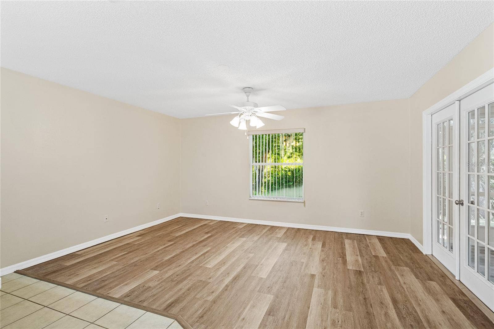 32656 OAK PARK DRIVE, Leesburg, FL 34748 32656 OAK PARK DRIVE, Leesburg, FL 34748