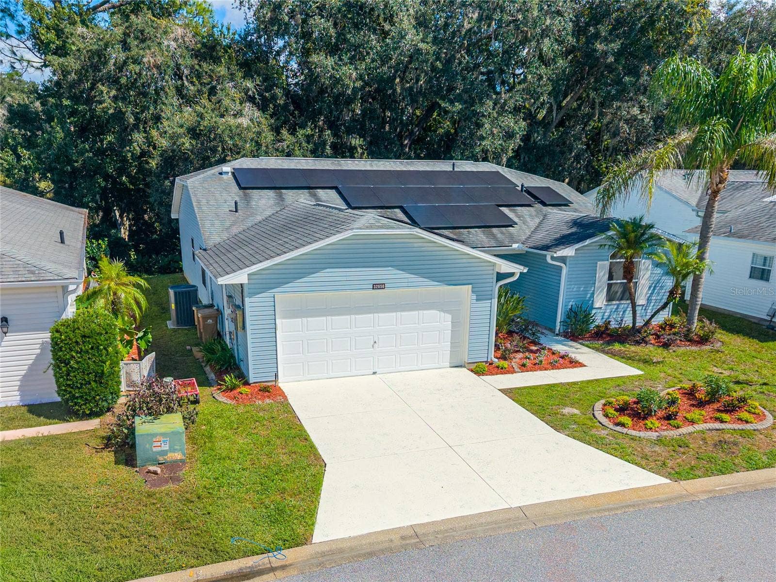 32656 OAK PARK DRIVE, Leesburg, FL 34748 32656 OAK PARK DRIVE, Leesburg, FL 34748