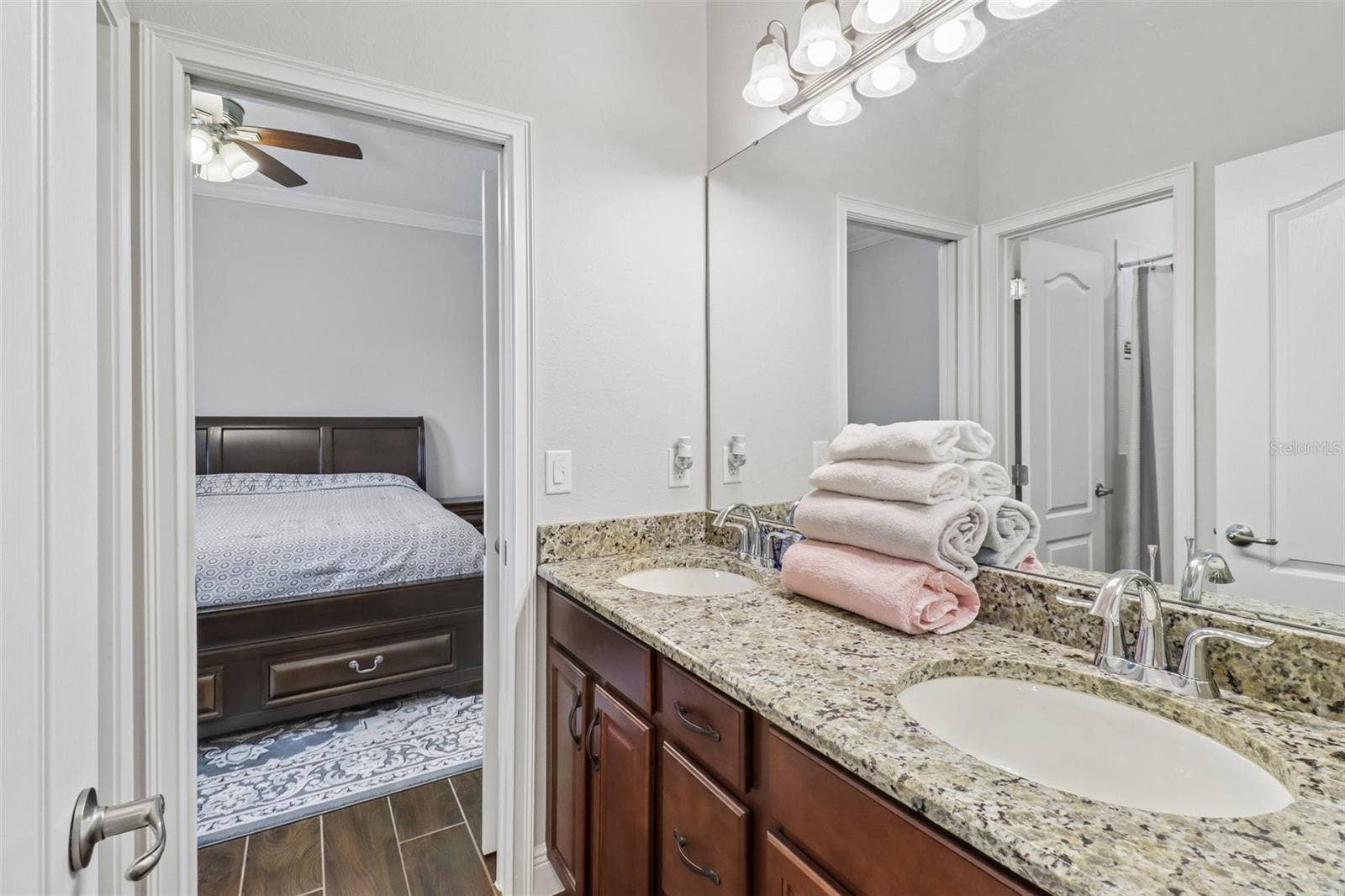 121 HARVEST GATE BOULEVARD, Groveland, FL 34736 121 HARVEST GATE BOULEVARD, Groveland, FL 34736