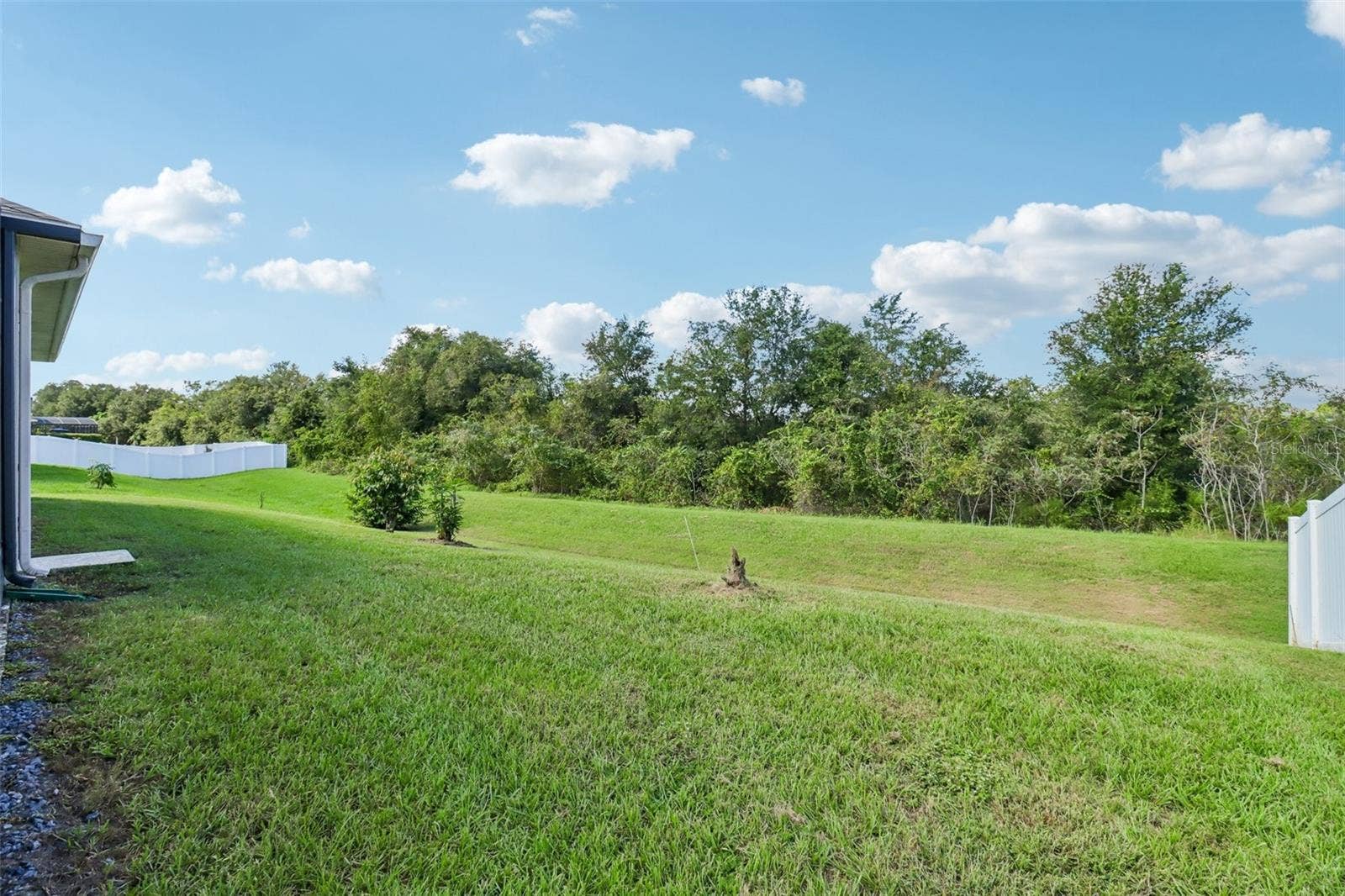121 HARVEST GATE BOULEVARD, Groveland, FL 34736 121 HARVEST GATE BOULEVARD, Groveland, FL 34736