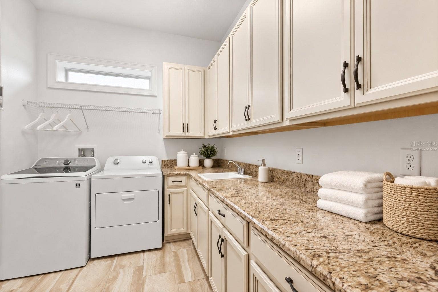 5508 EMERSON POINTE WAY, Orlando, FL 32819 Virtually Staged